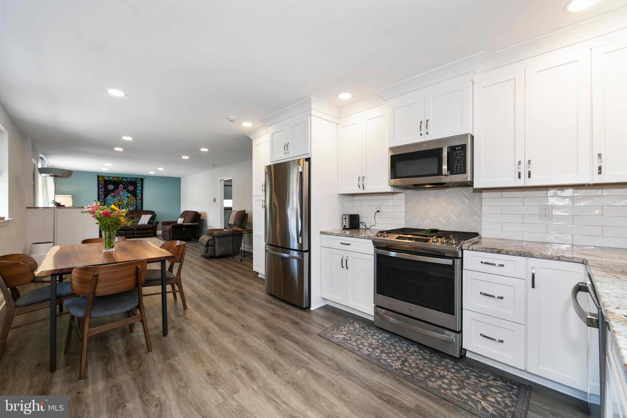 LEXINGTON PARK - Residential