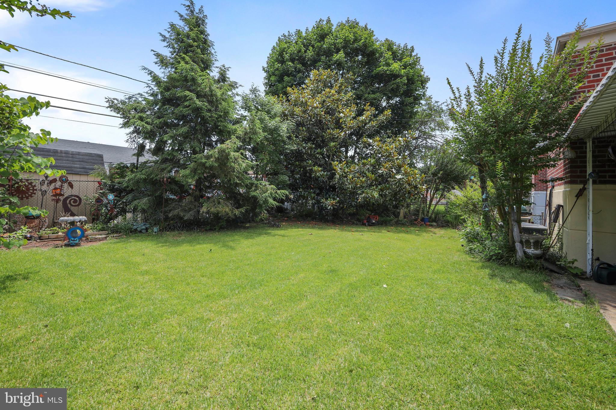 LEXINGTON PARK - Residential