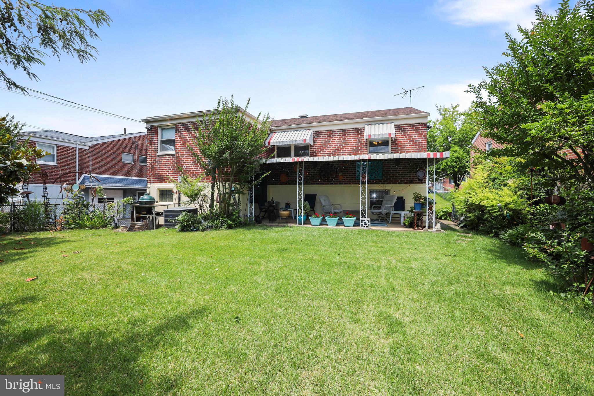 LEXINGTON PARK - Residential