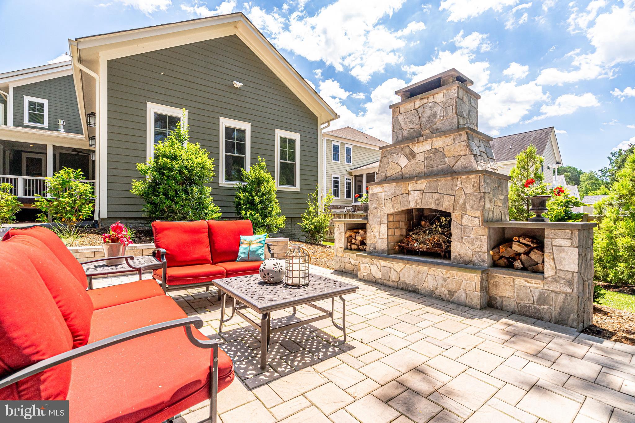 PLYMOUTH HAVEN - Residential
