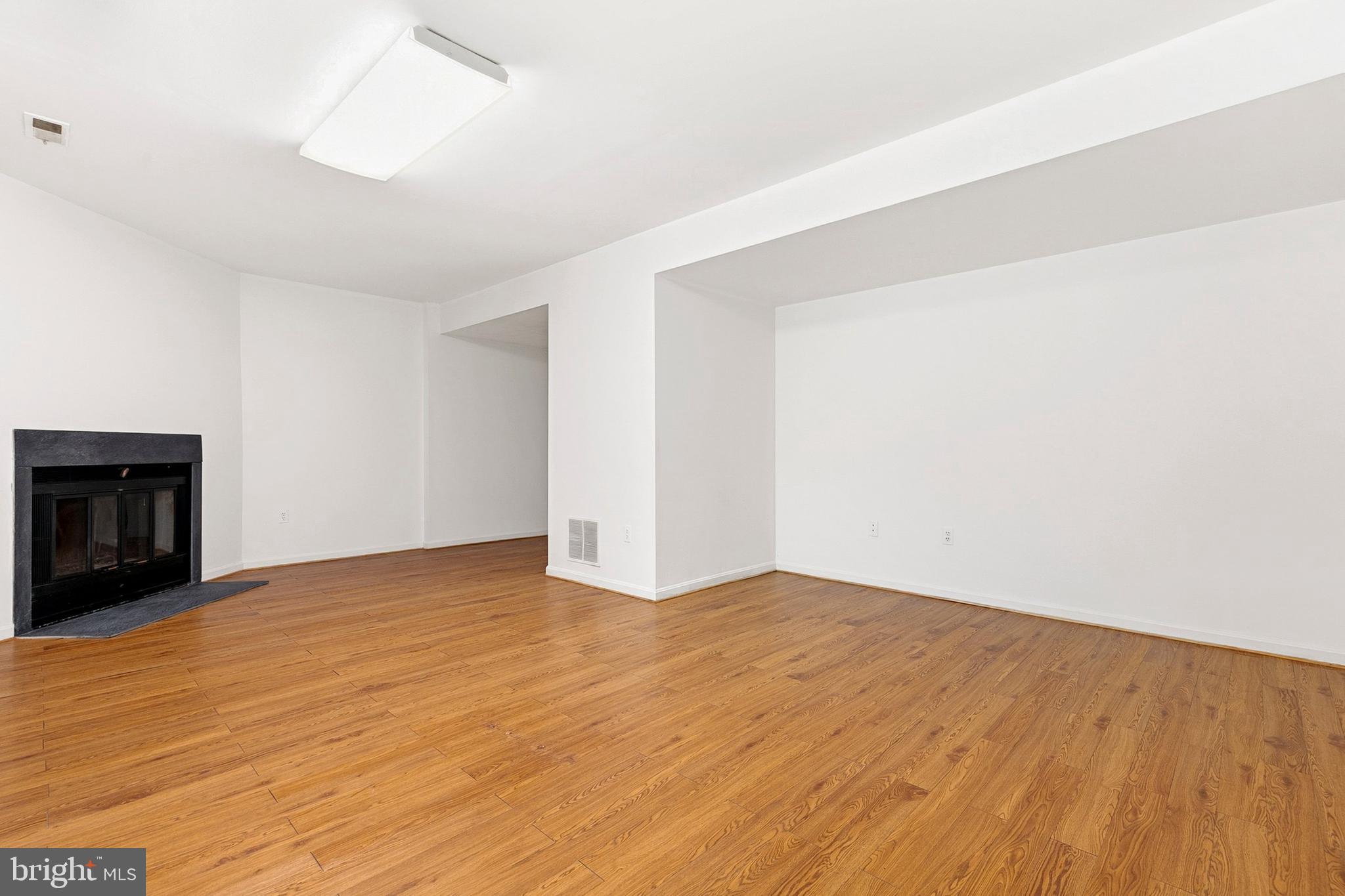 DORSEY HALL - Residential