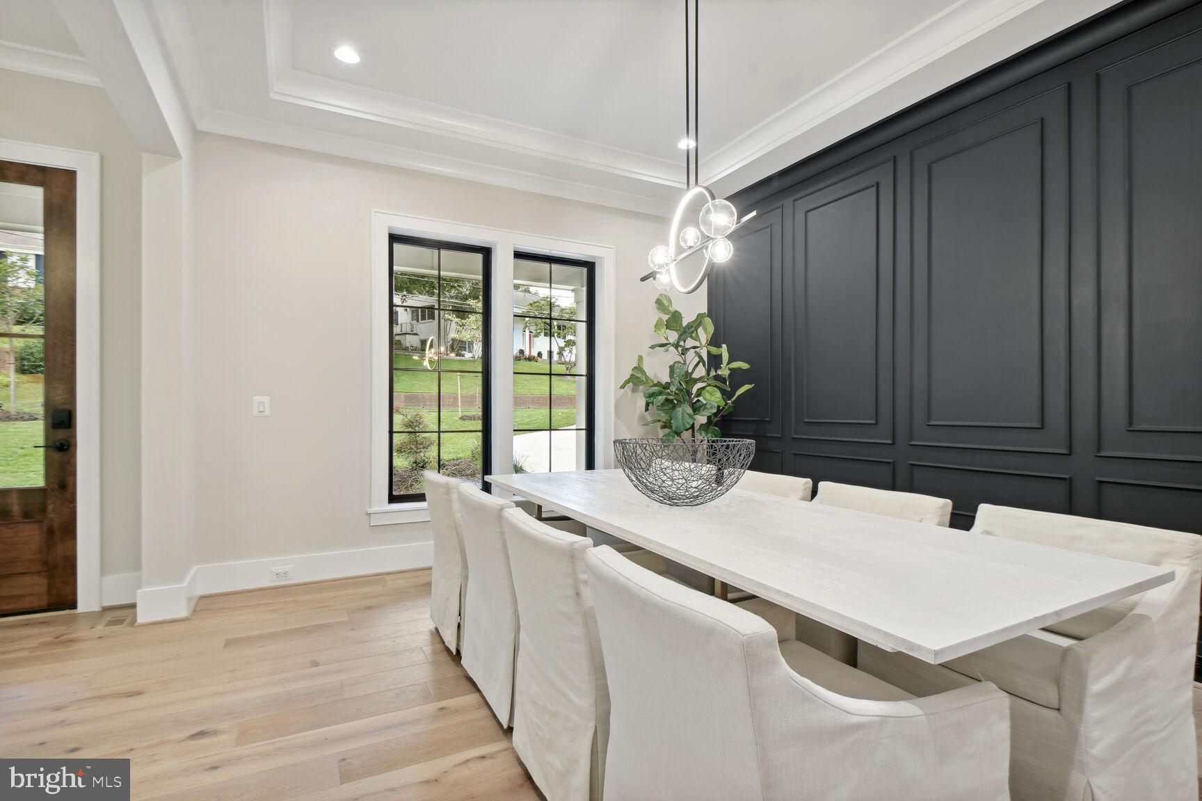 CHESTERBROOK WOODS - Residential