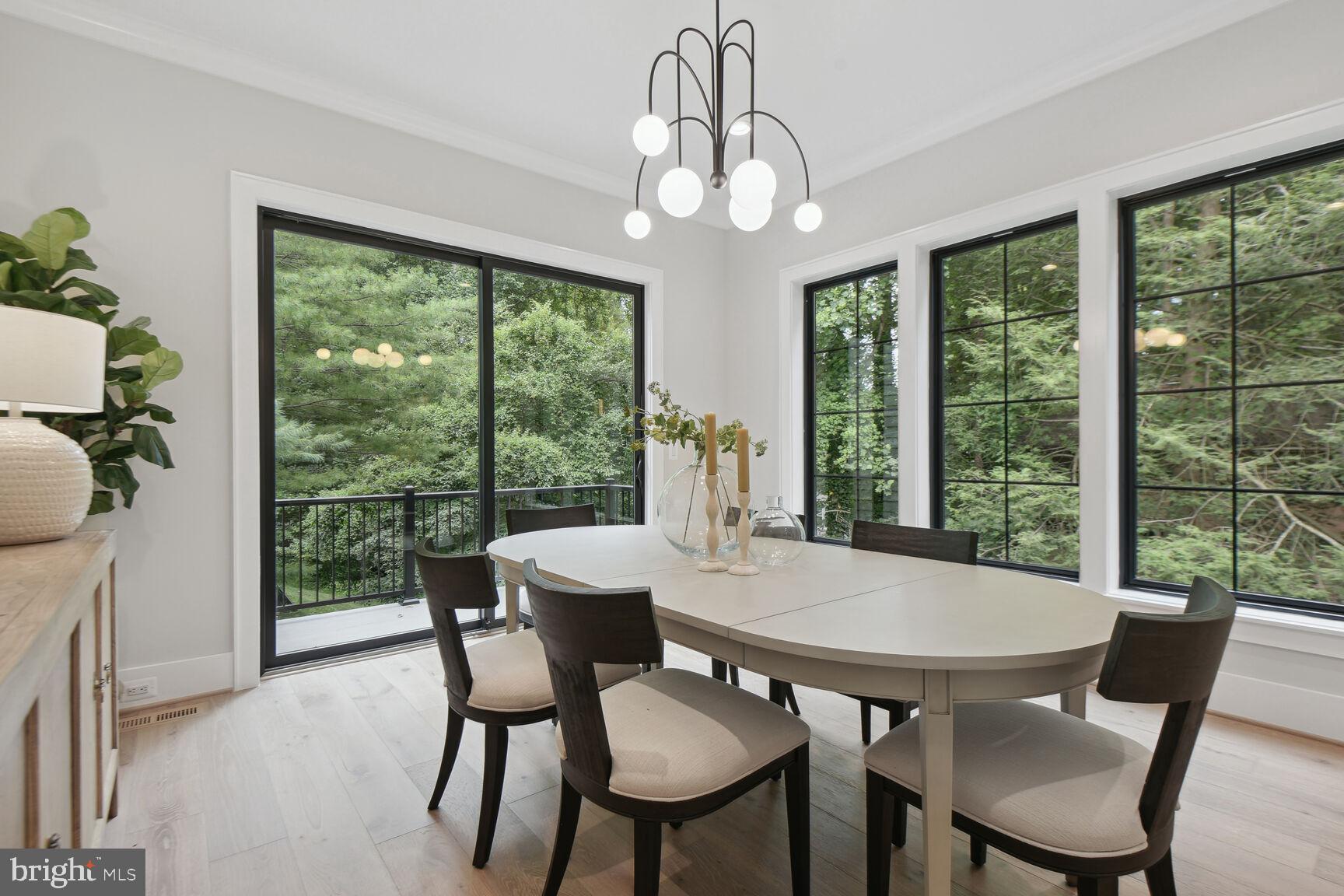 CHESTERBROOK WOODS - Residential
