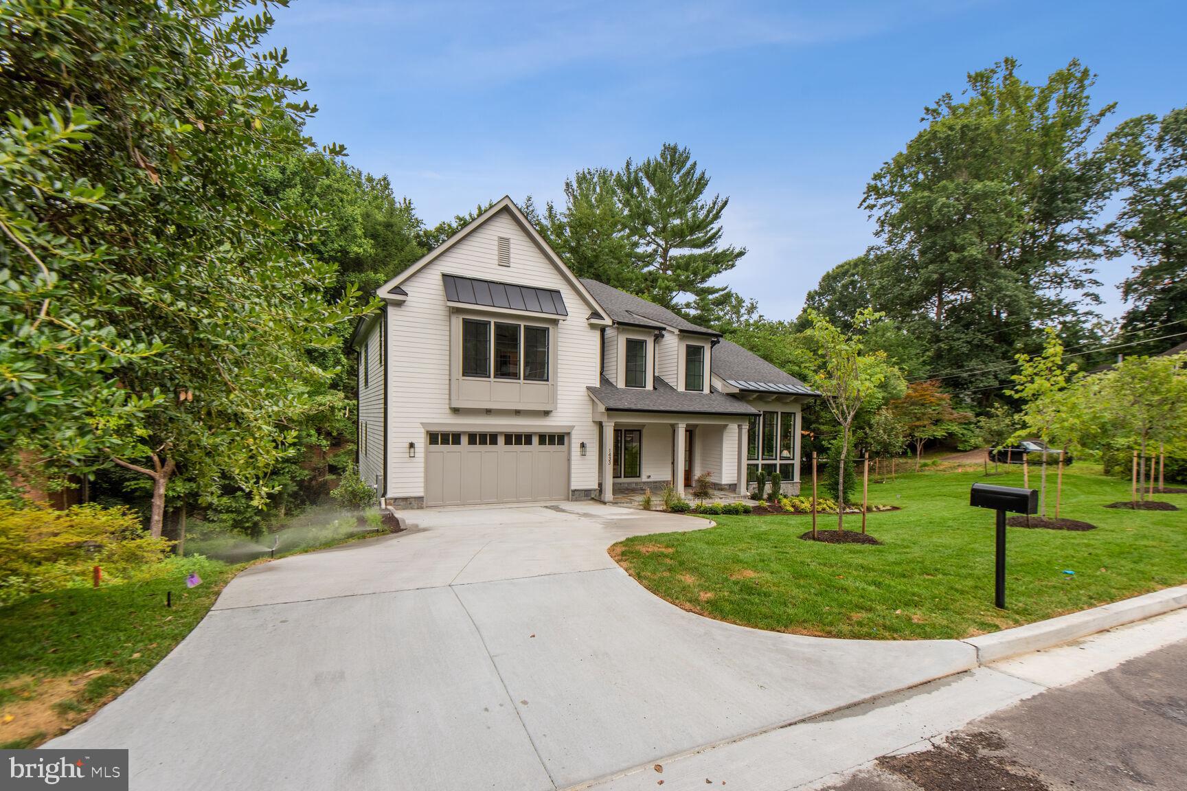 CHESTERBROOK WOODS - Residential