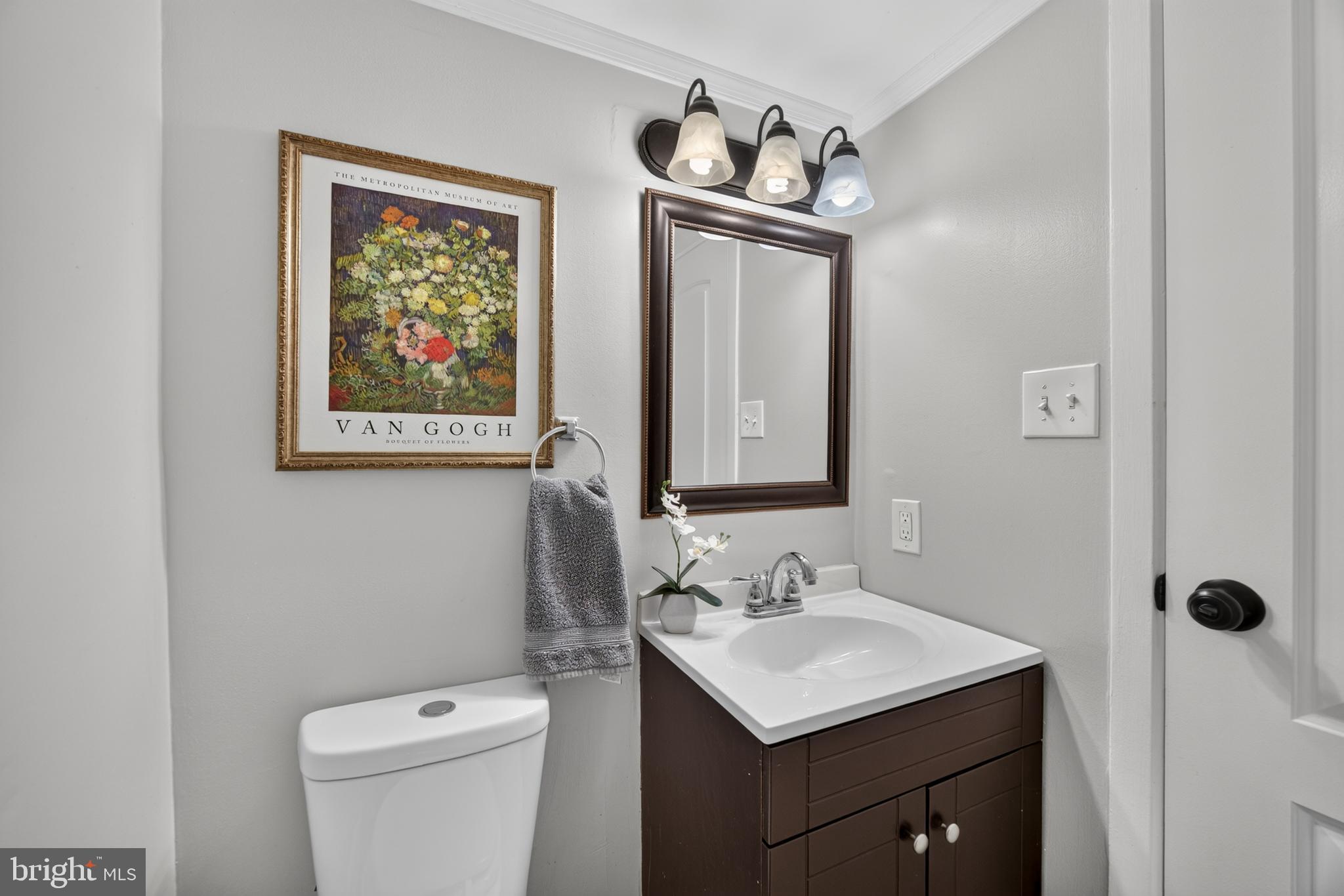 LAKEWINDS - Residential