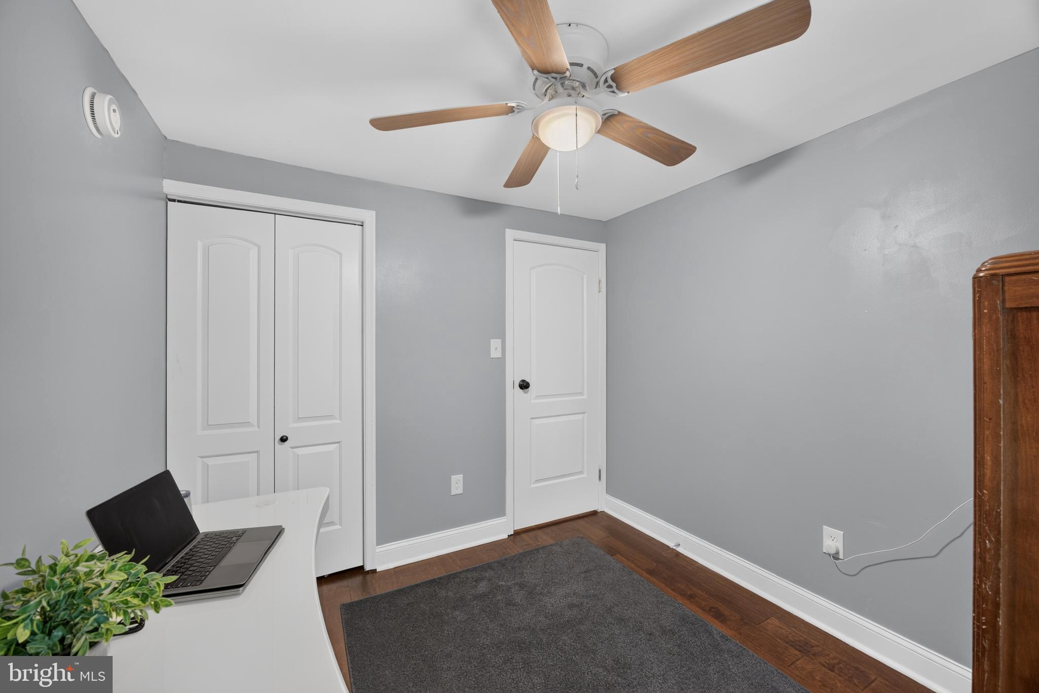 LAKEWINDS - Residential
