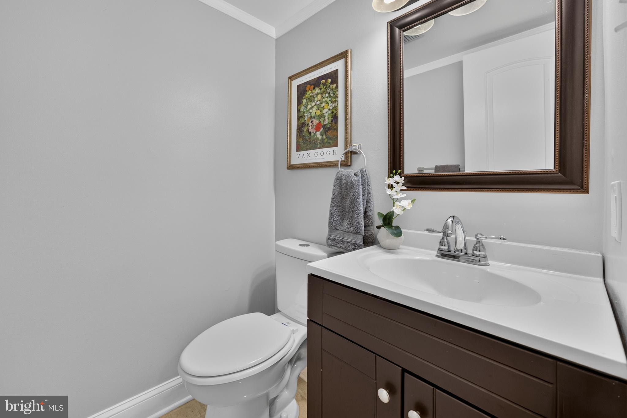 LAKEWINDS - Residential