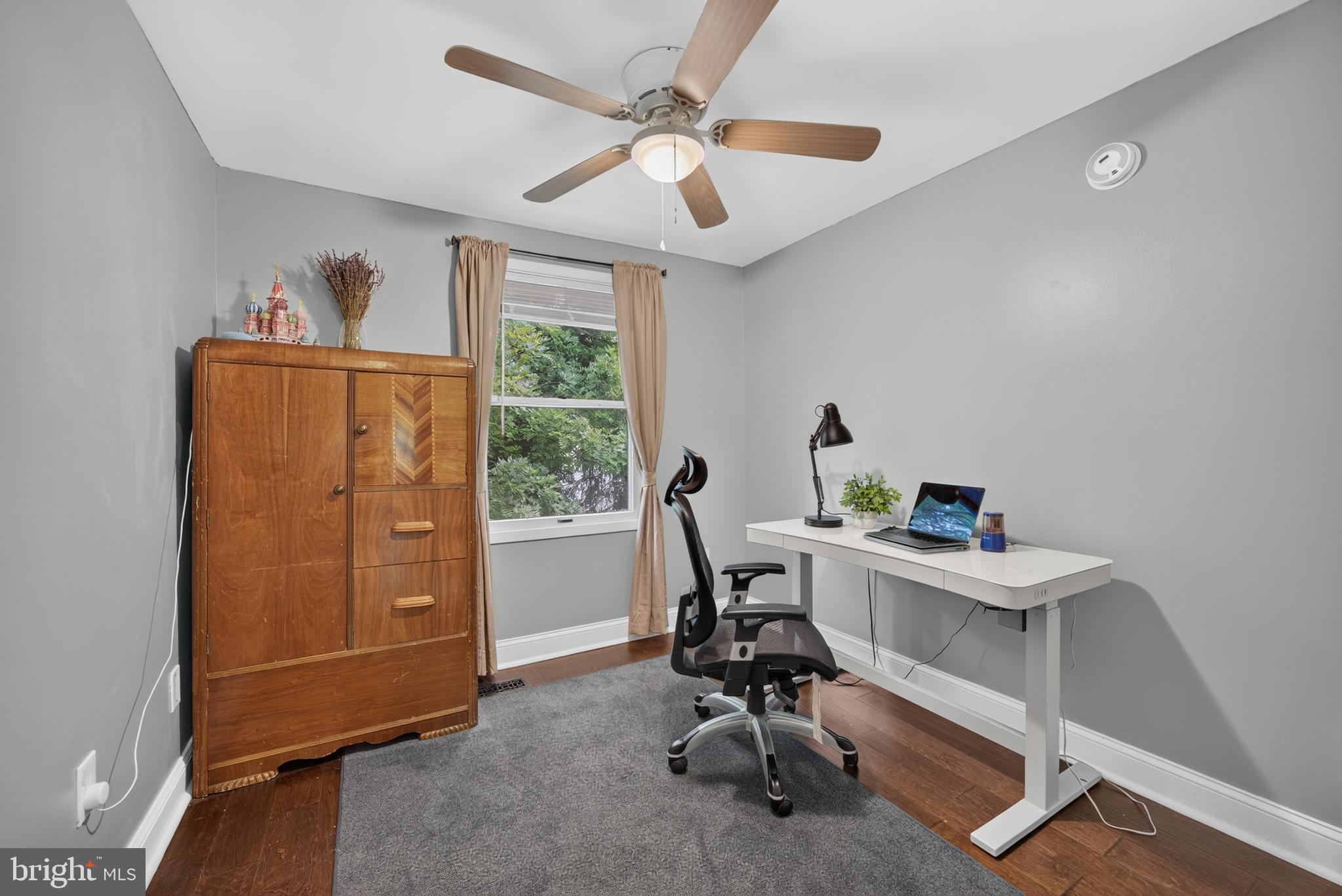 LAKEWINDS - Residential