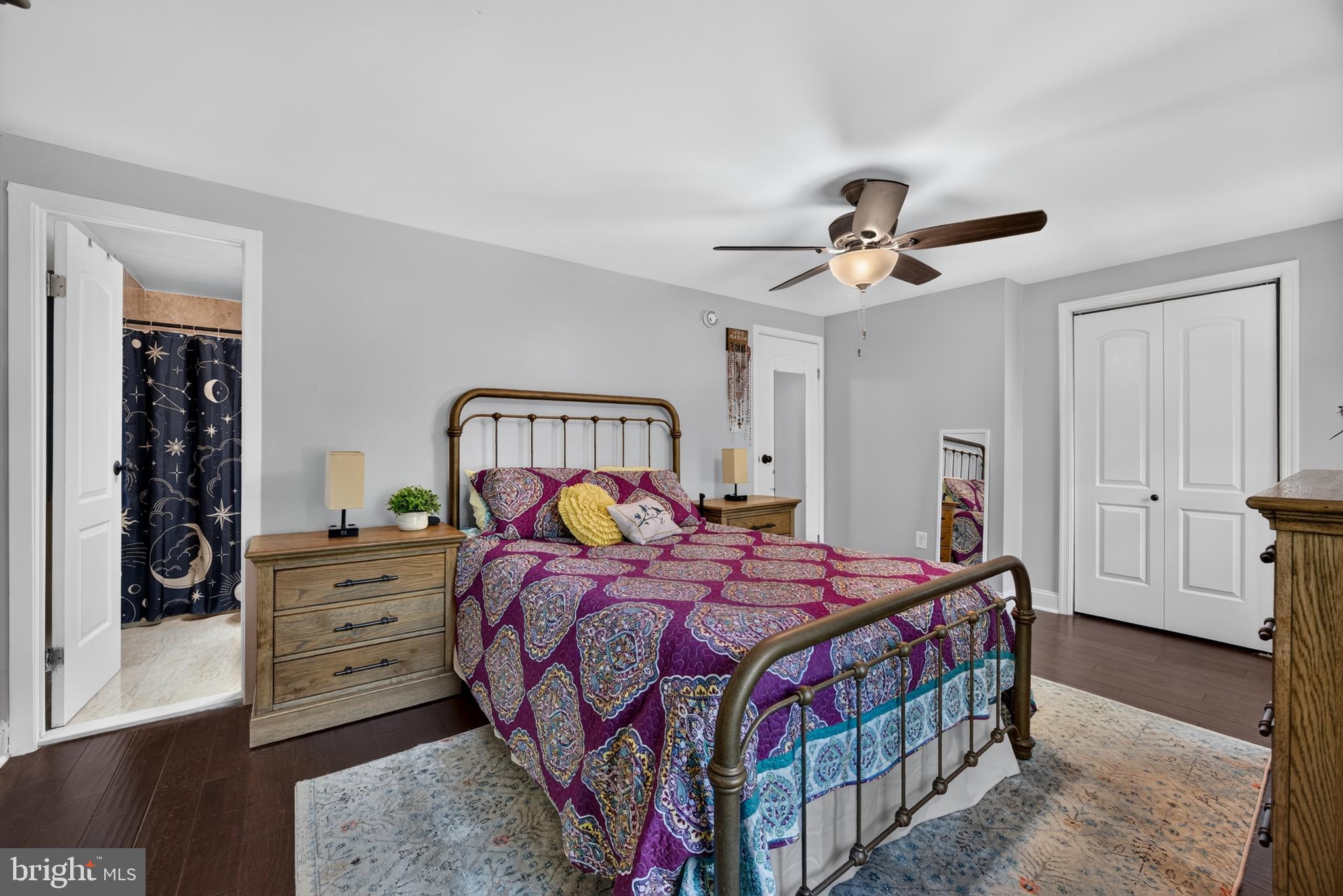 LAKEWINDS - Residential