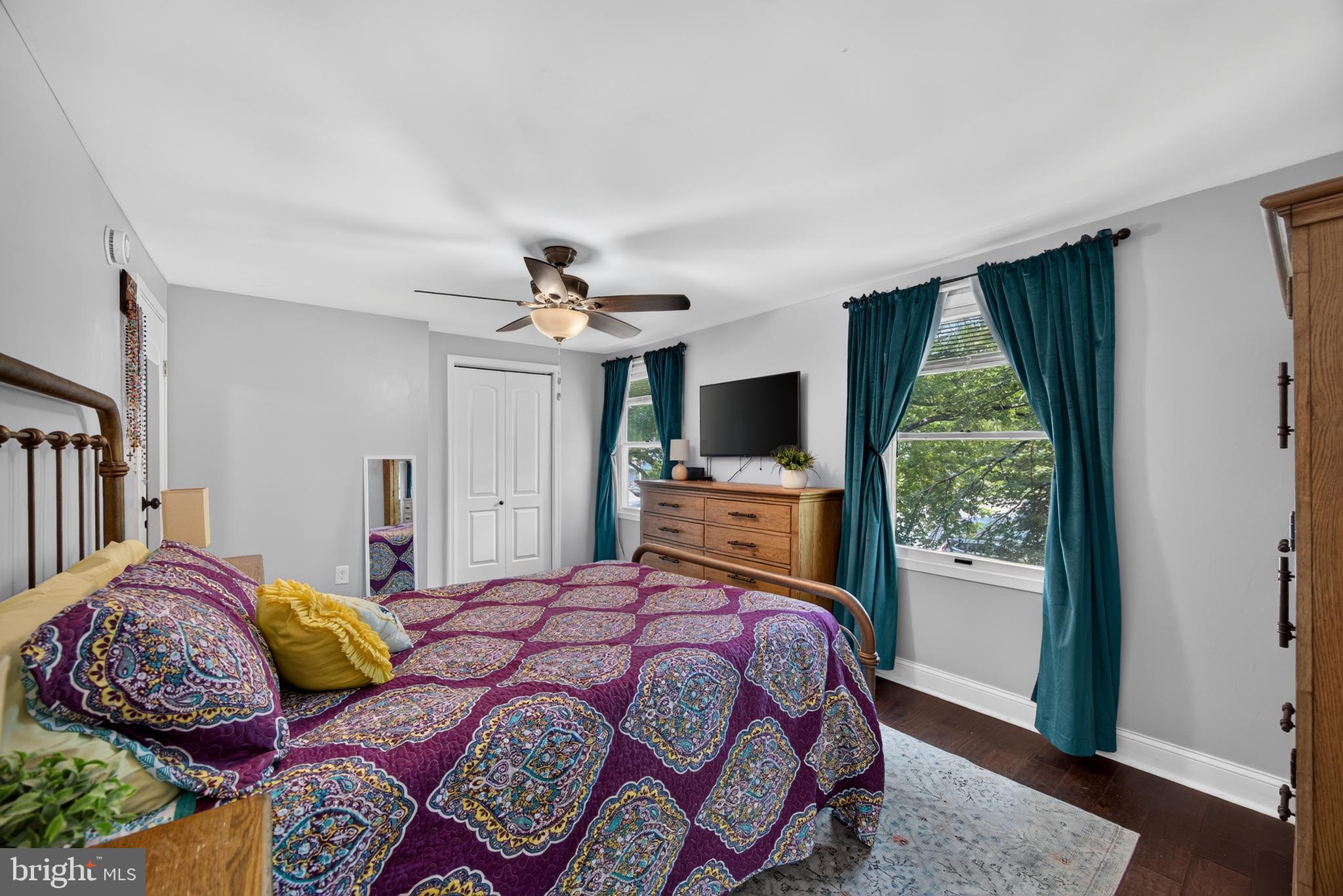 LAKEWINDS - Residential
