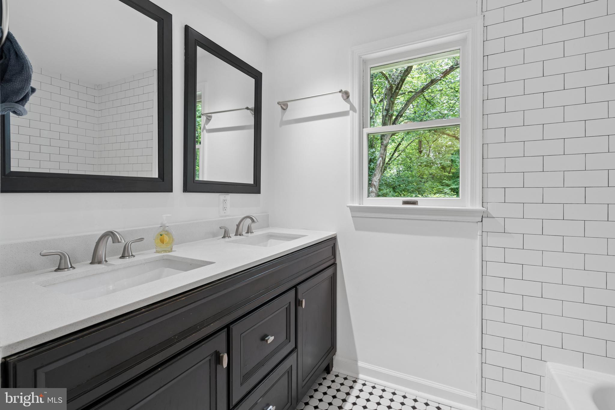 SUGARLOAF ESTATES - Residential
