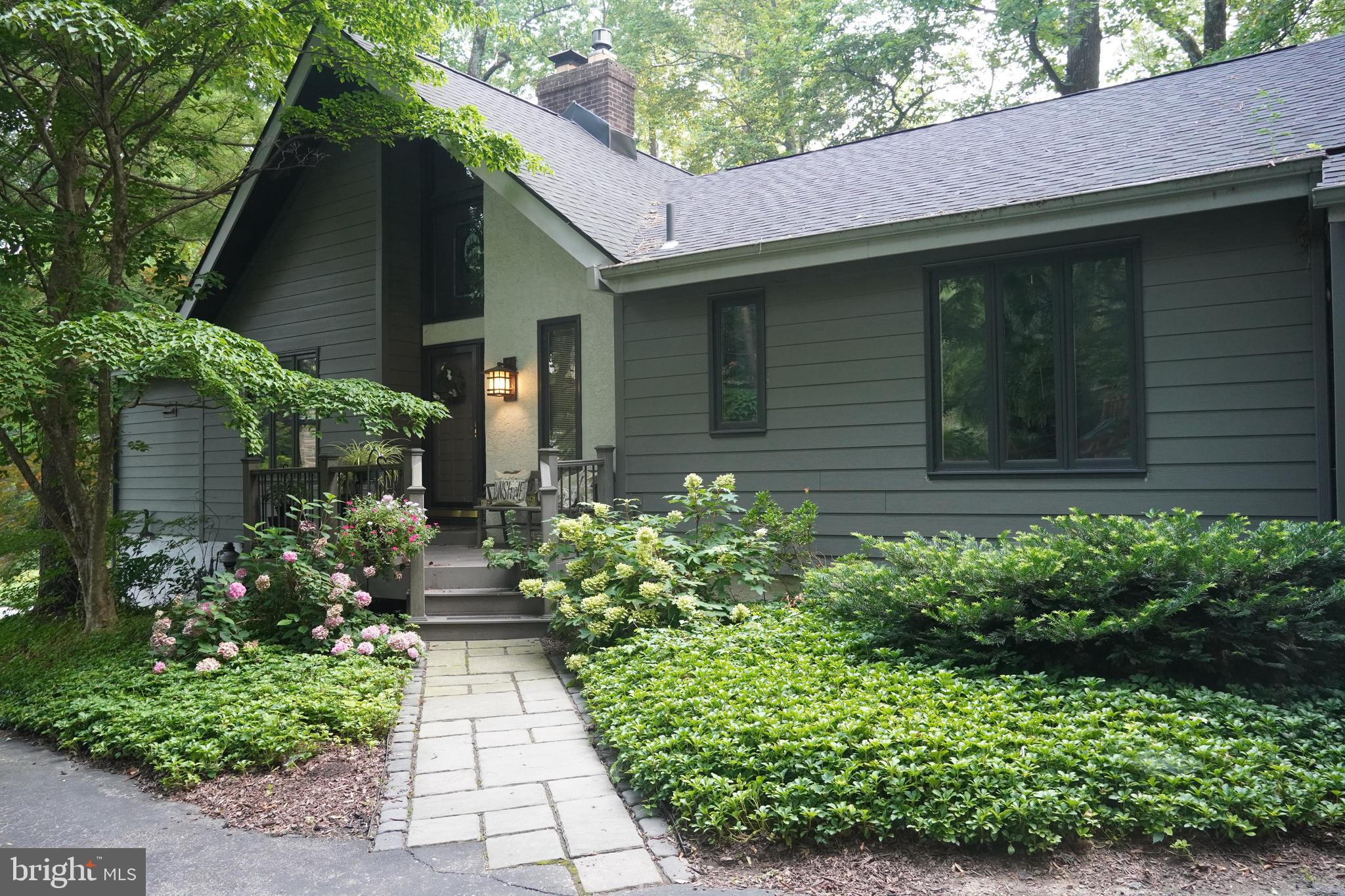 DUNN HILL - Residential