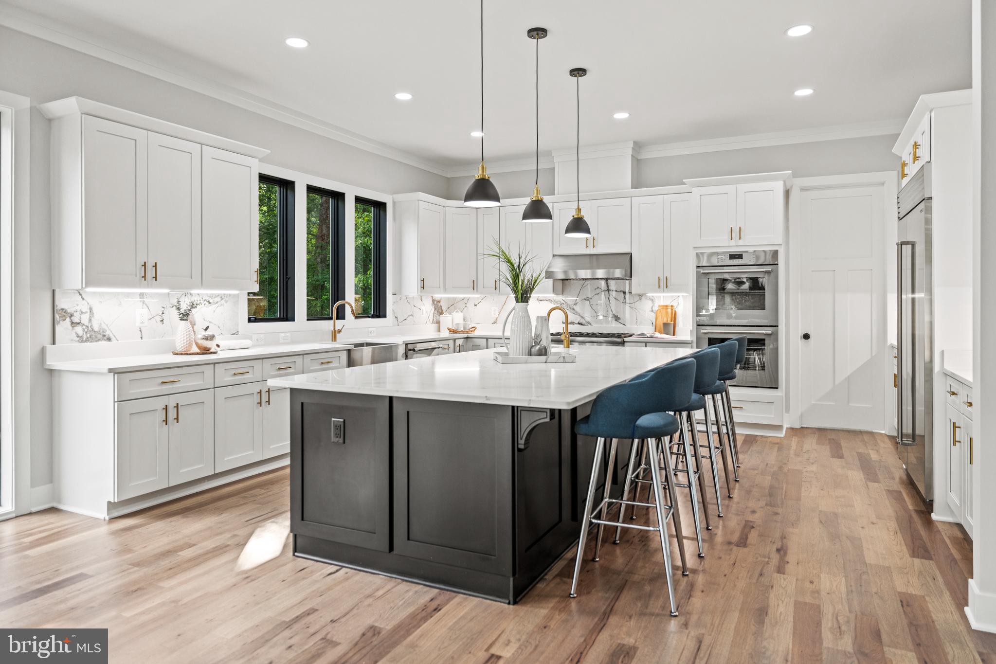 VIENNA WOODS - Residential