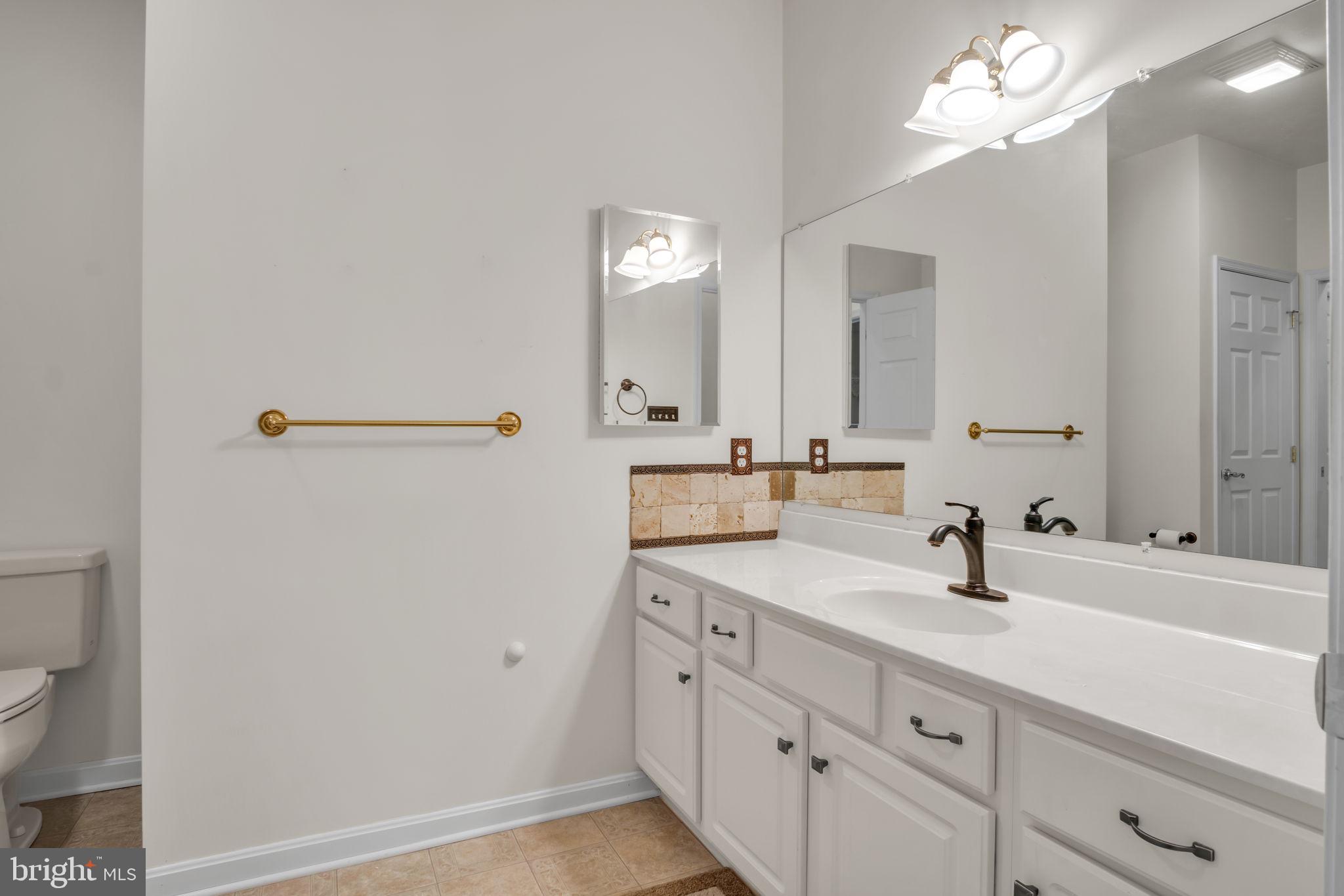 NORTH POINTE CONDOS - Residential