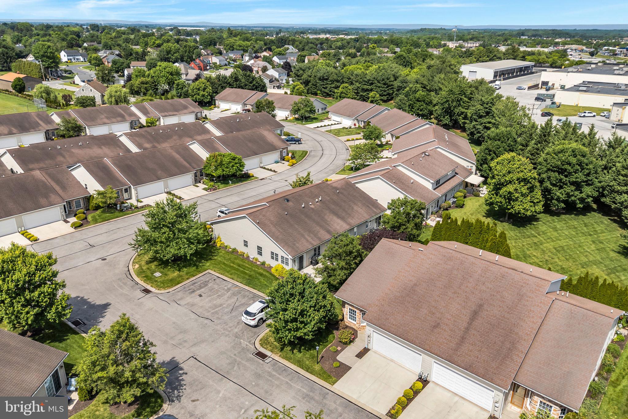NORTH POINTE CONDOS - Residential