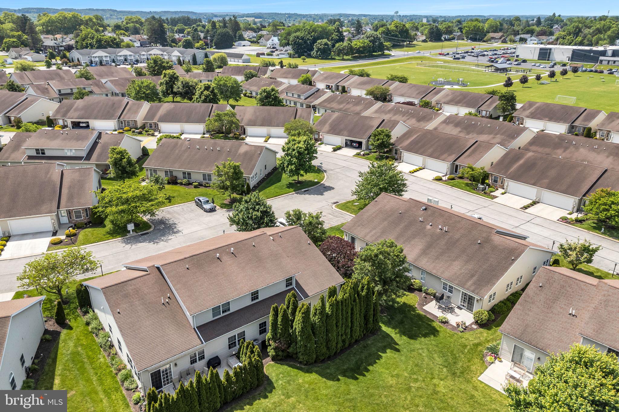 NORTH POINTE CONDOS - Residential