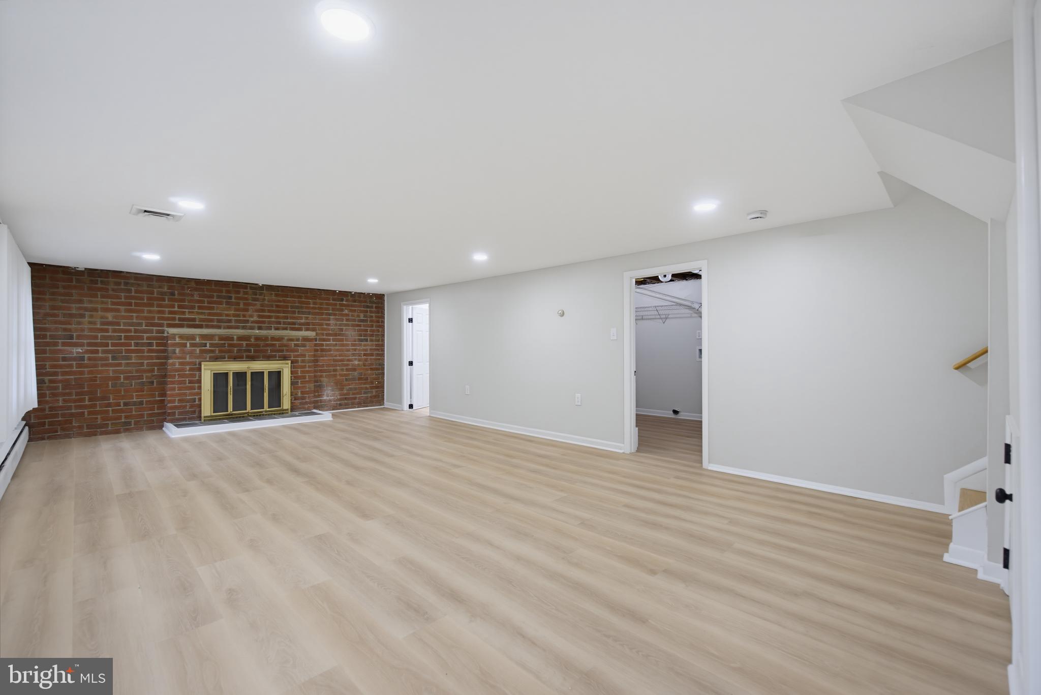 FOUNTAIN HILL - Residential