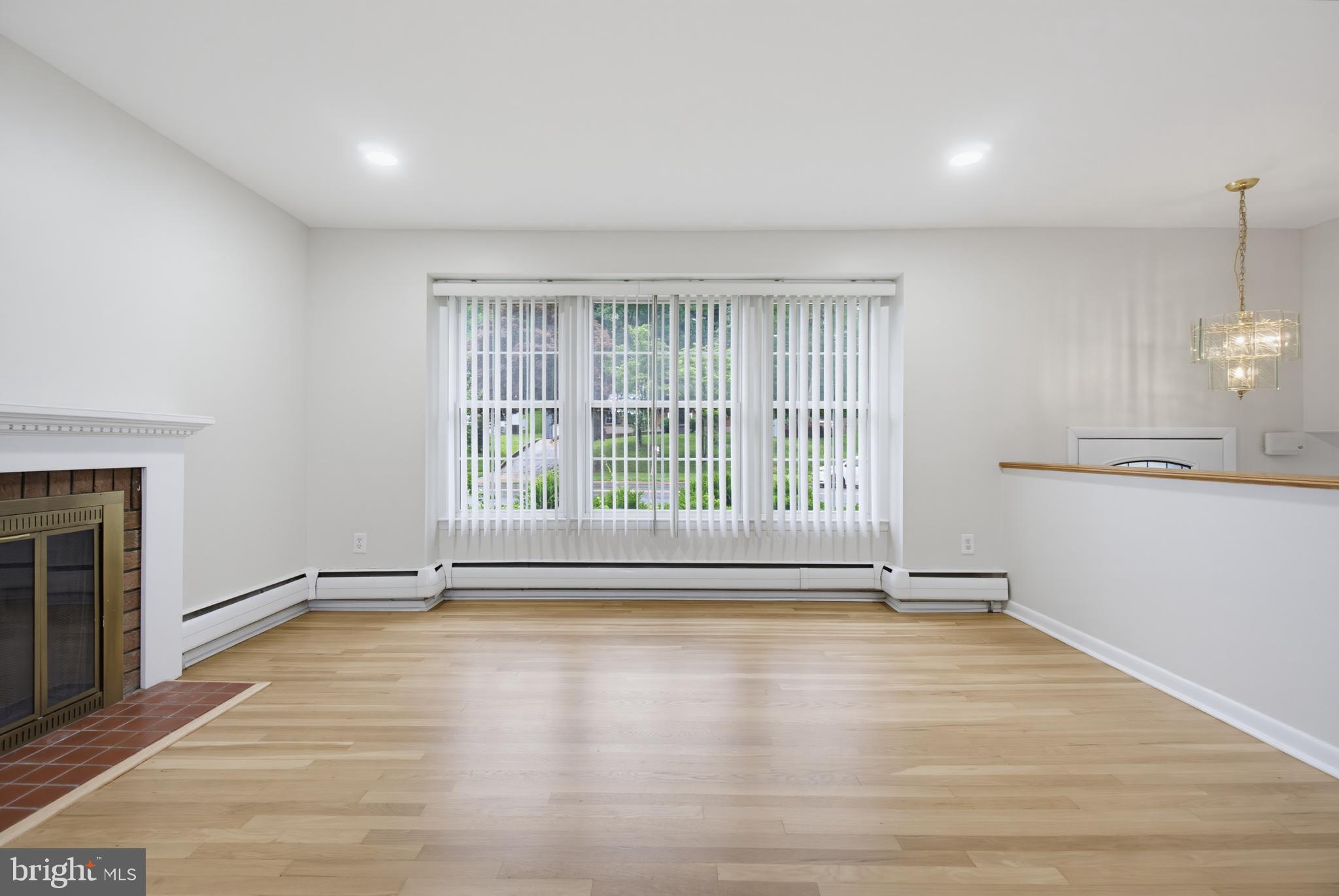 FOUNTAIN HILL - Residential