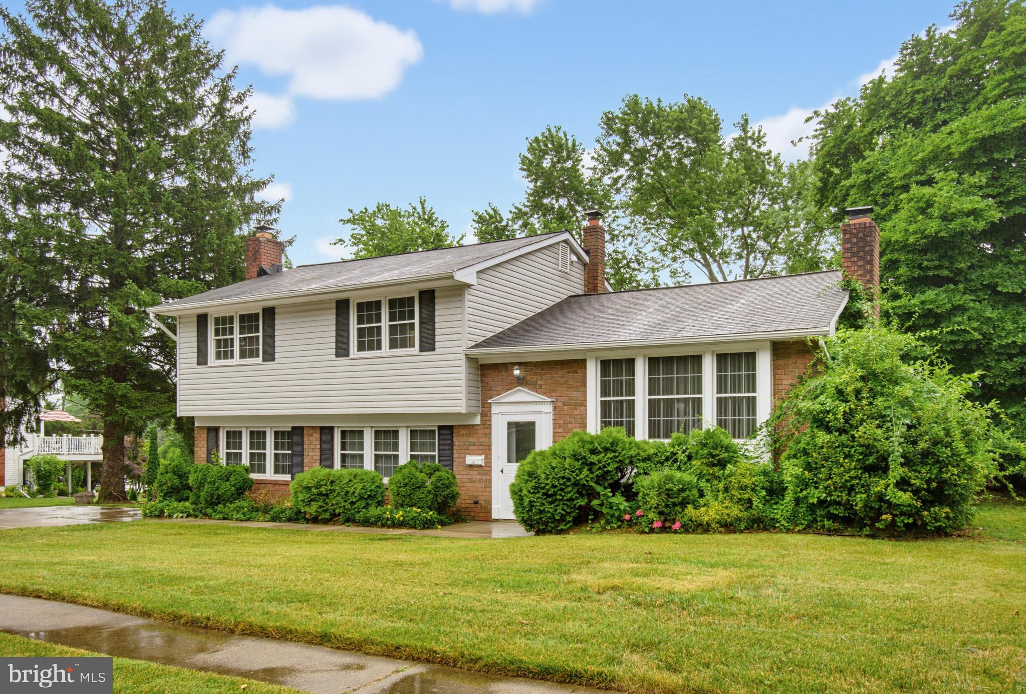 FOUNTAIN HILL - Residential