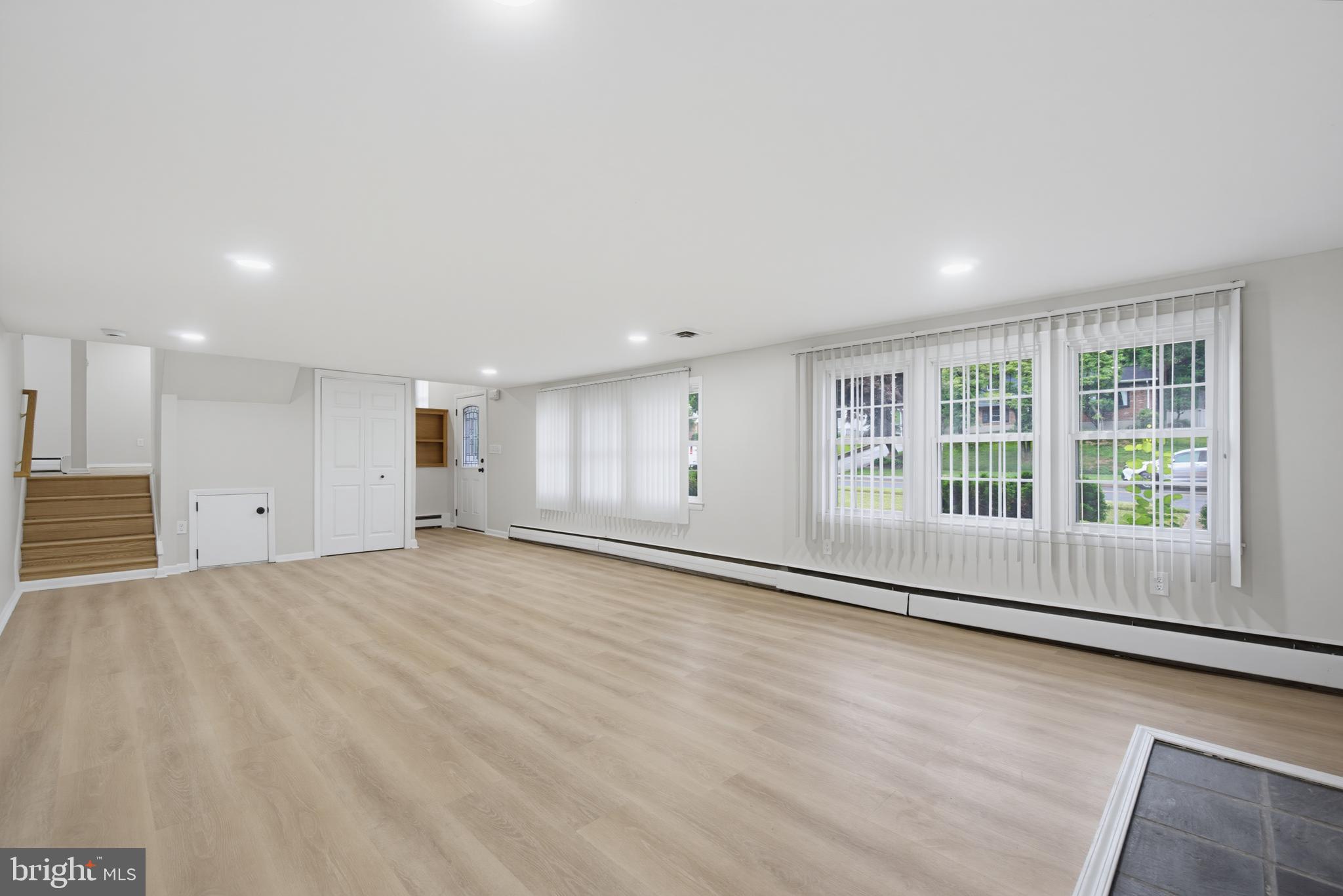 FOUNTAIN HILL - Residential