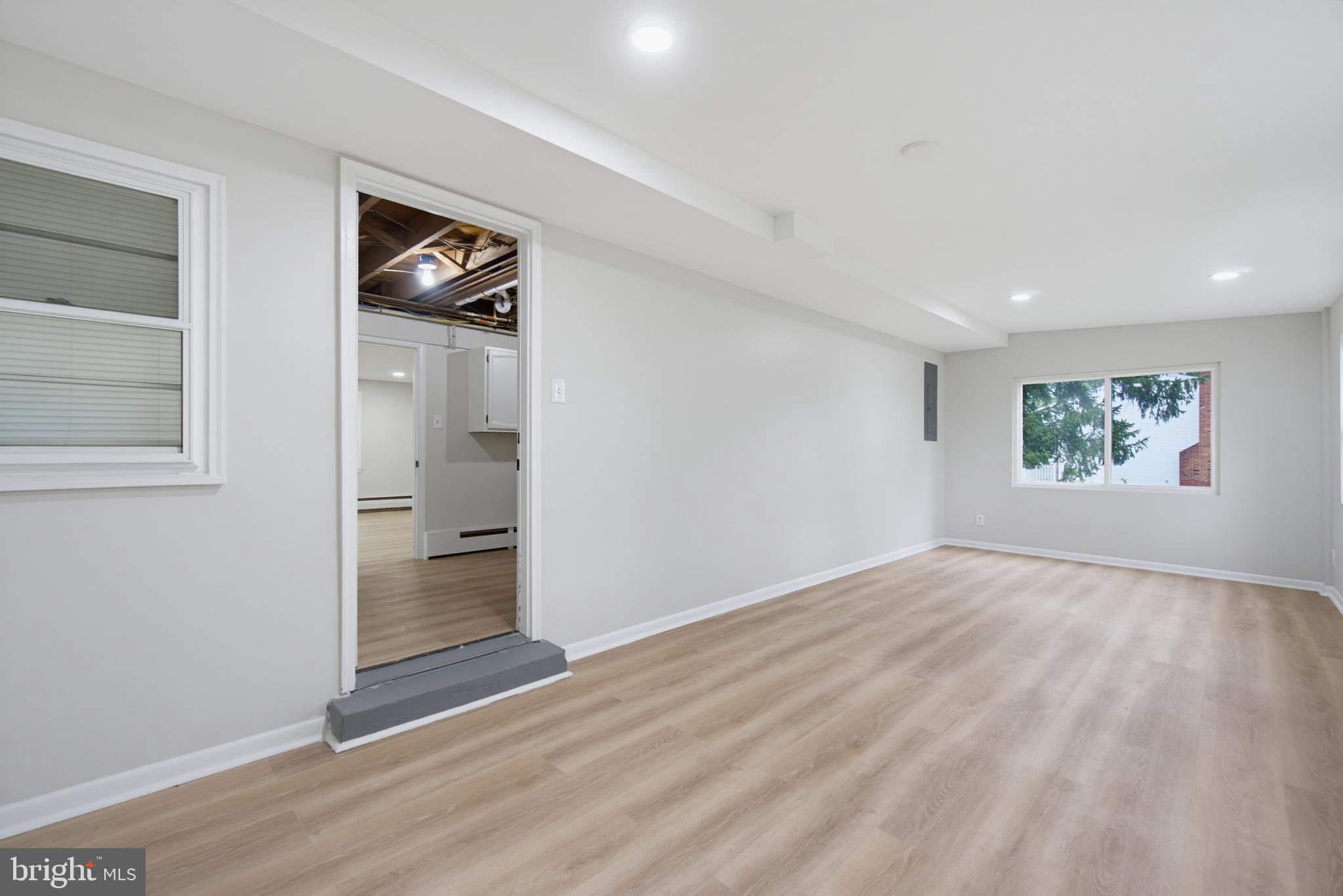 FOUNTAIN HILL - Residential