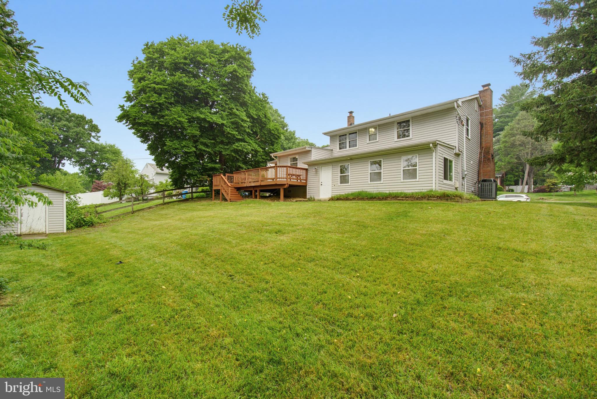 FOUNTAIN HILL - Residential