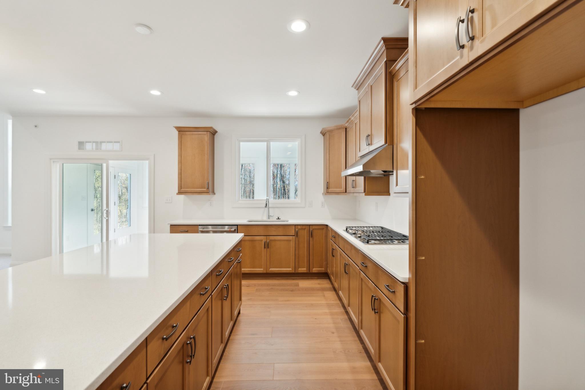STRAWBERRY HILLS - Residential