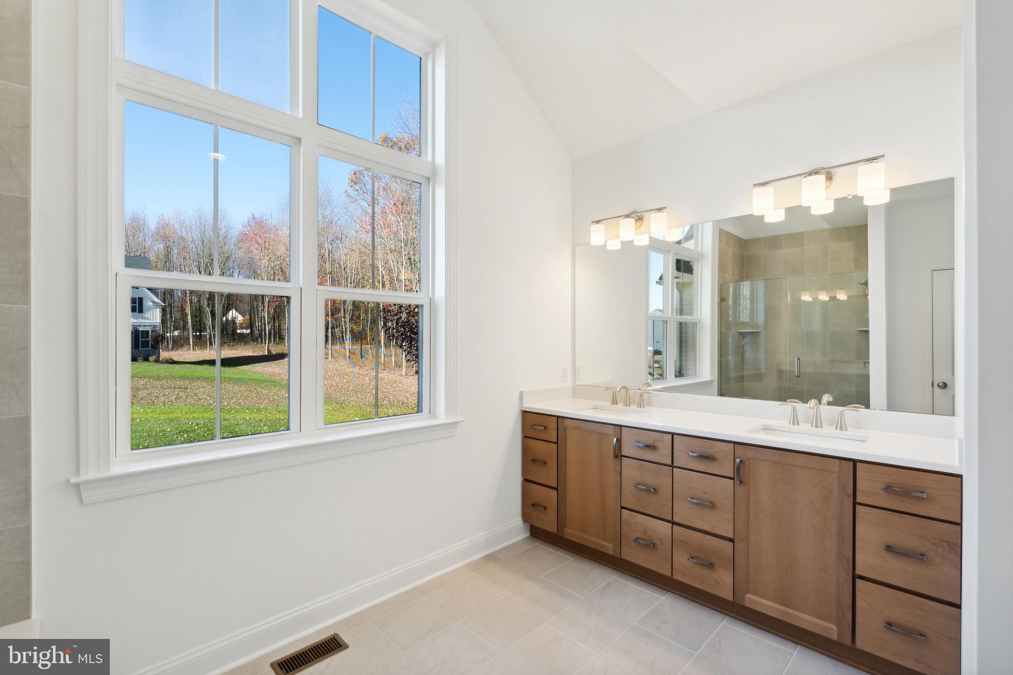 STRAWBERRY HILLS - Residential