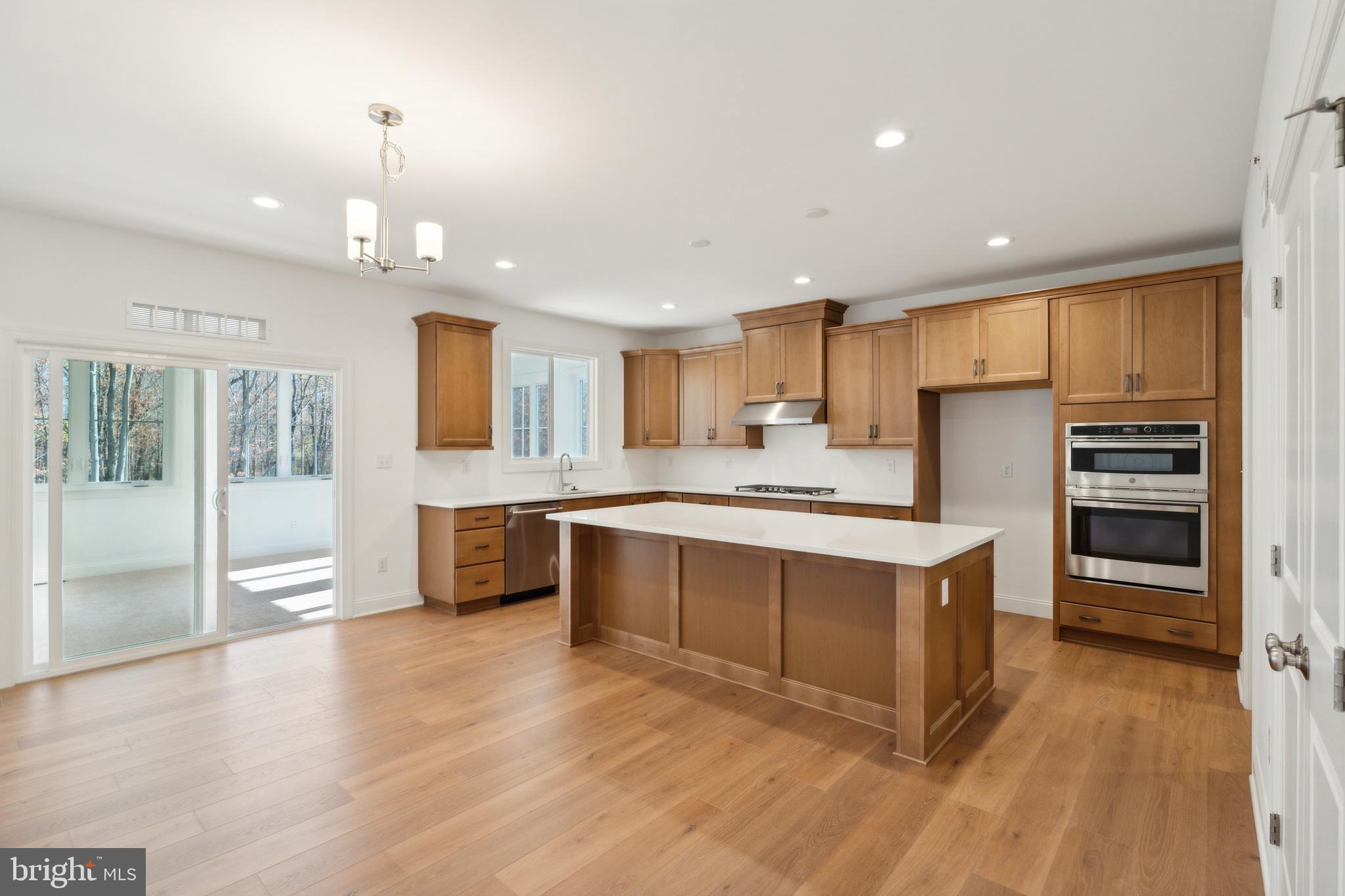 STRAWBERRY HILLS - Residential