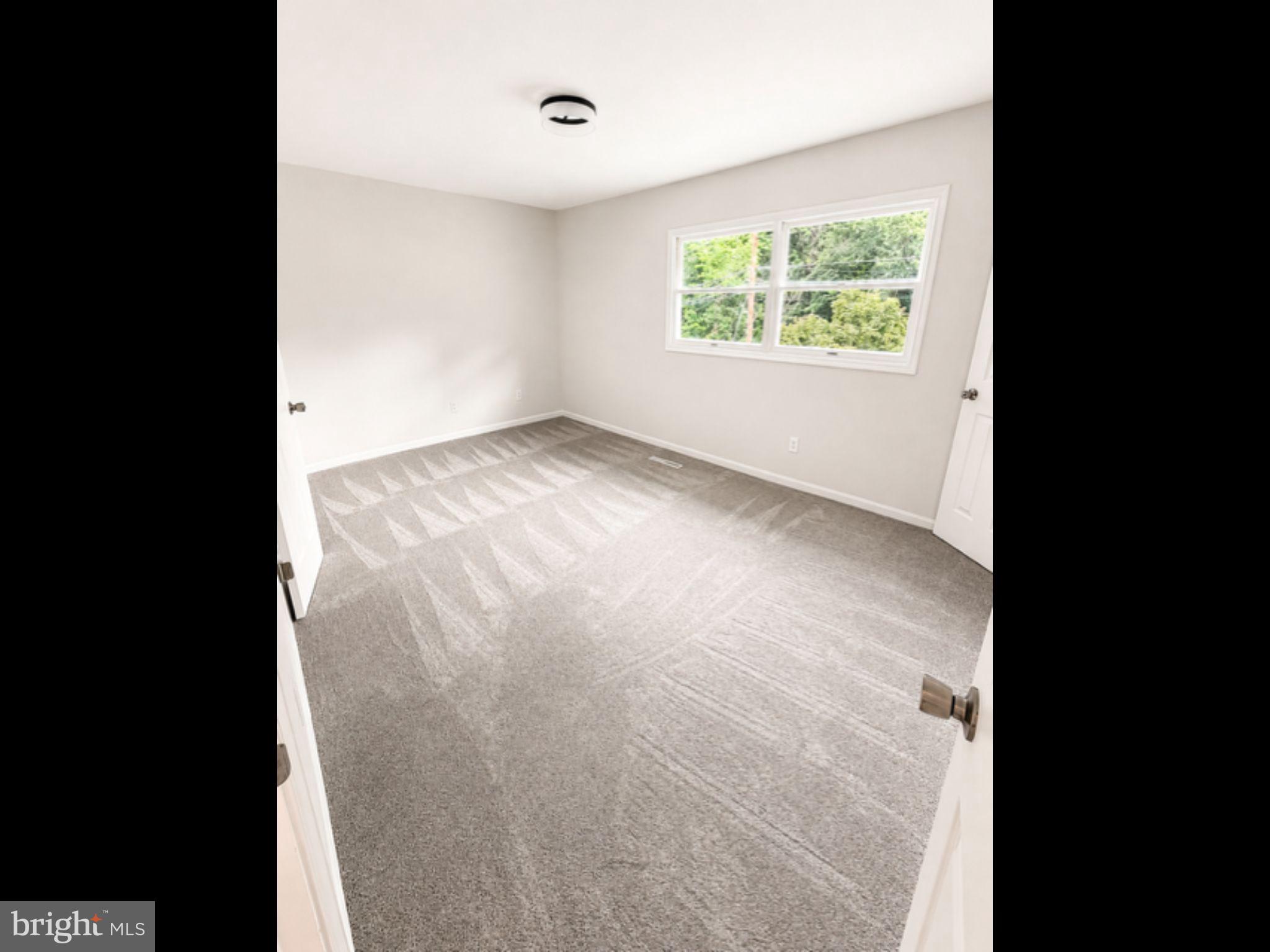 CALVERT MANOR - Residential
