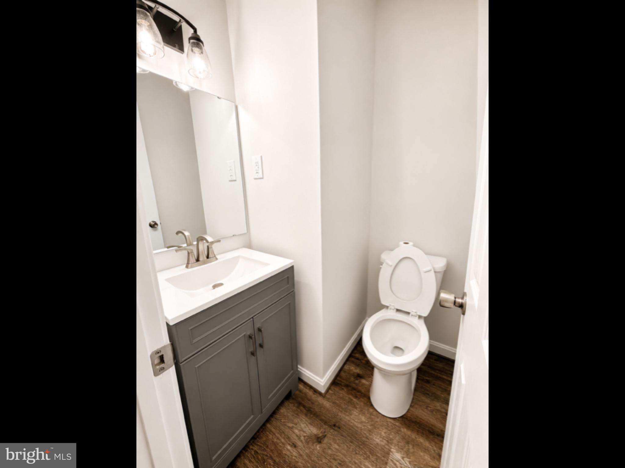 CALVERT MANOR - Residential