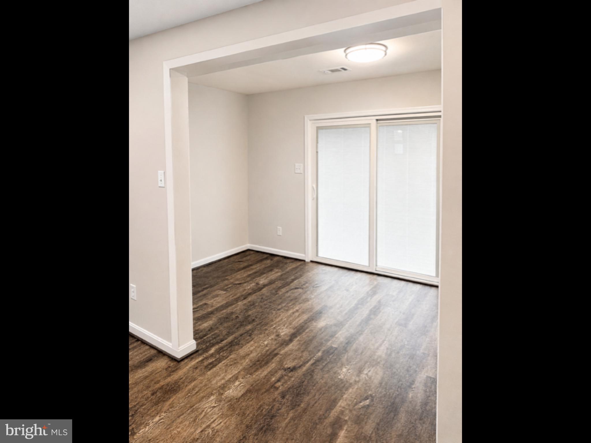 CALVERT MANOR - Residential