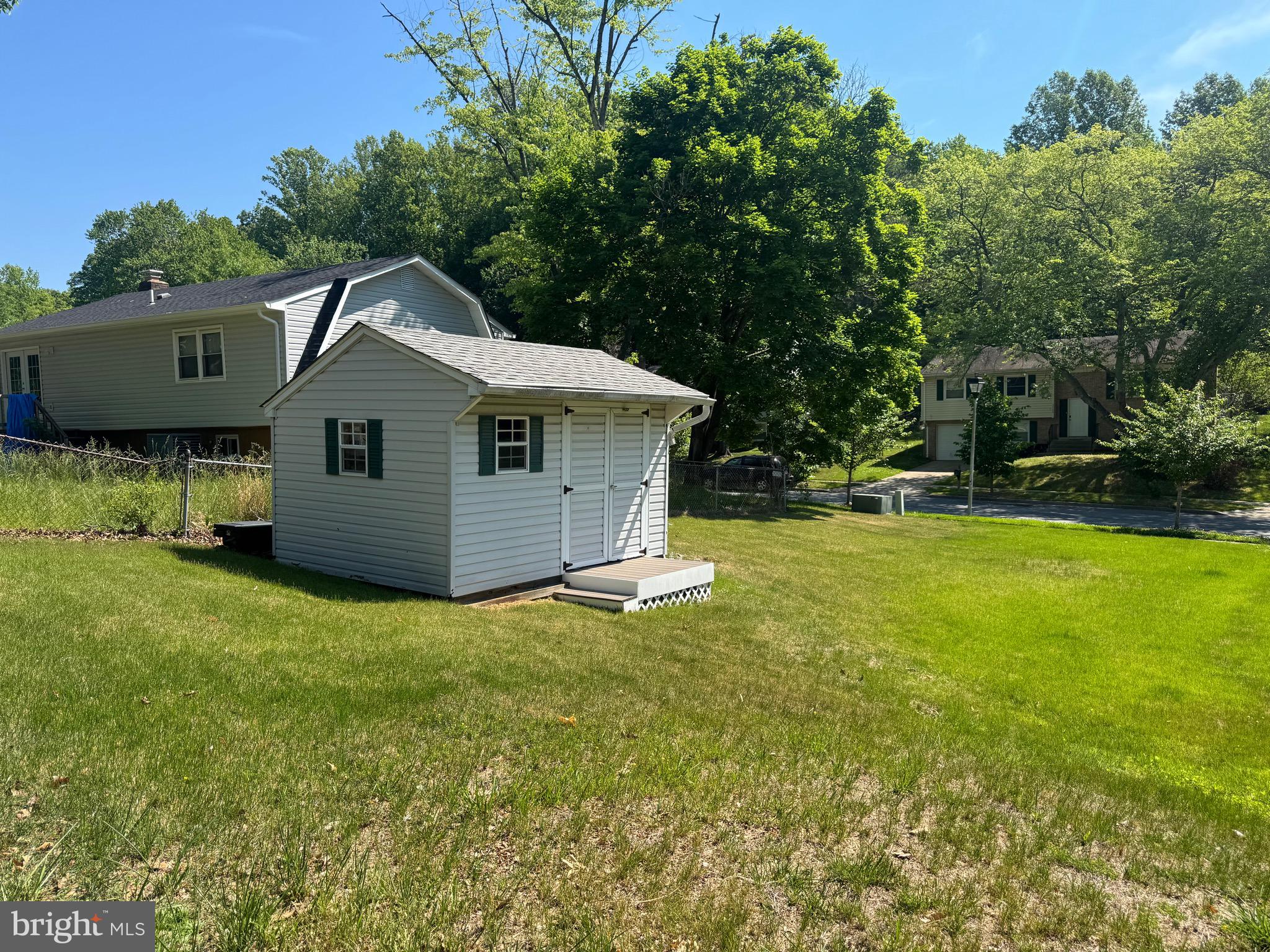 MARLBORO MEADOWS - Residential