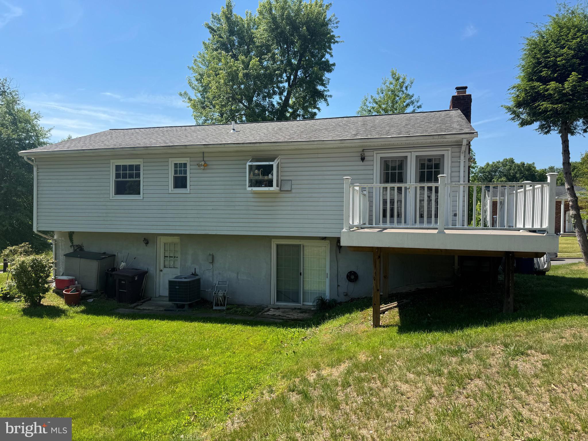 MARLBORO MEADOWS - Residential