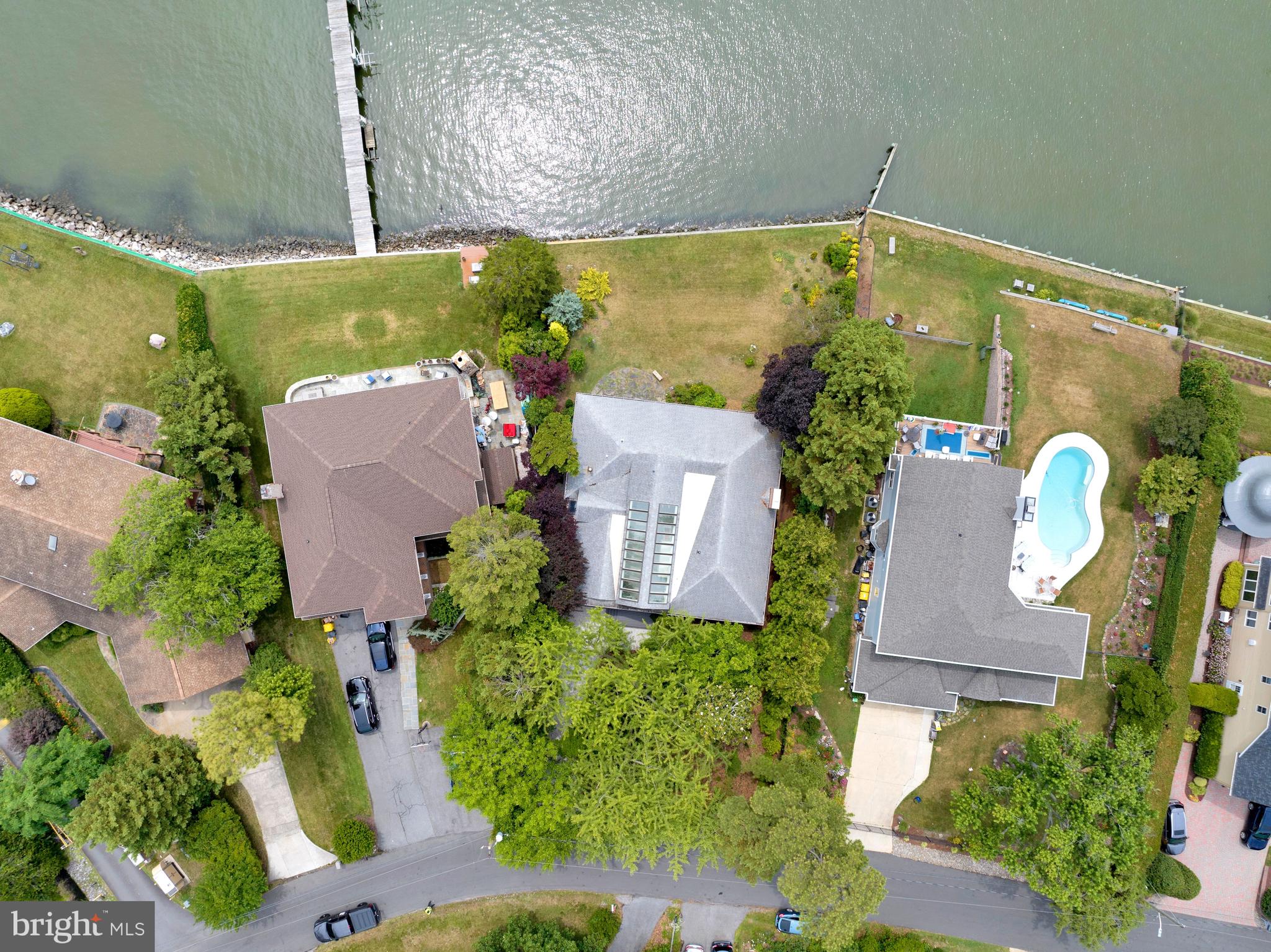 HILLSMERE ESTATES - Residential