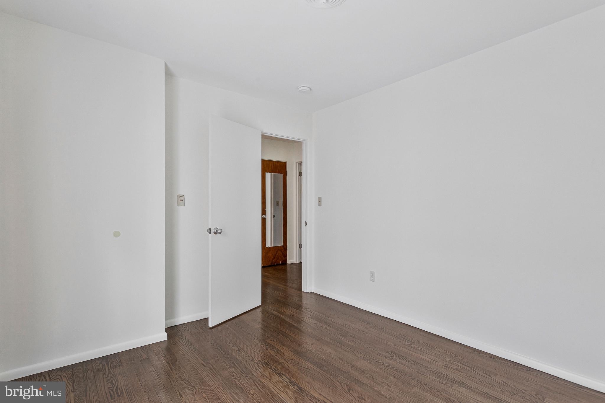 HILLSMERE ESTATES - Residential