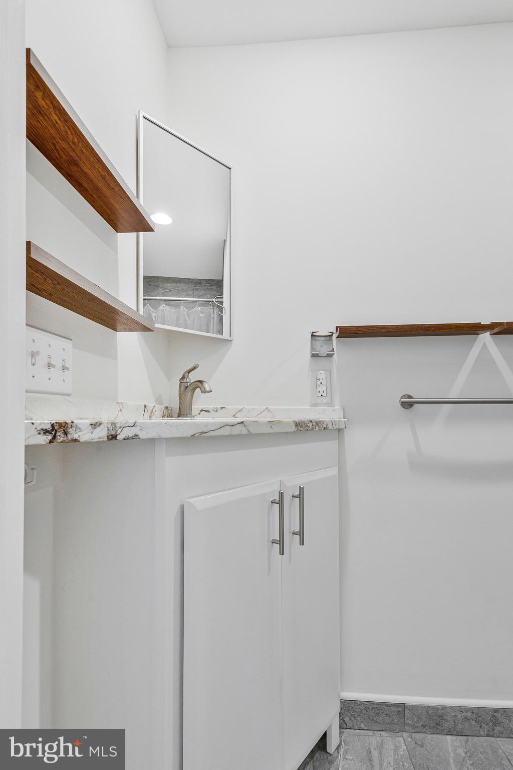 HILLSMERE ESTATES - Residential
