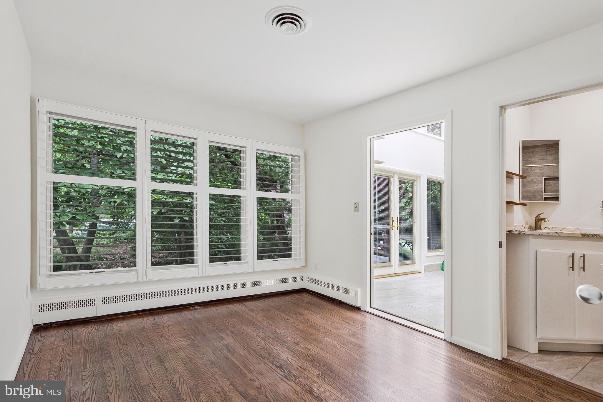 HILLSMERE ESTATES - Residential