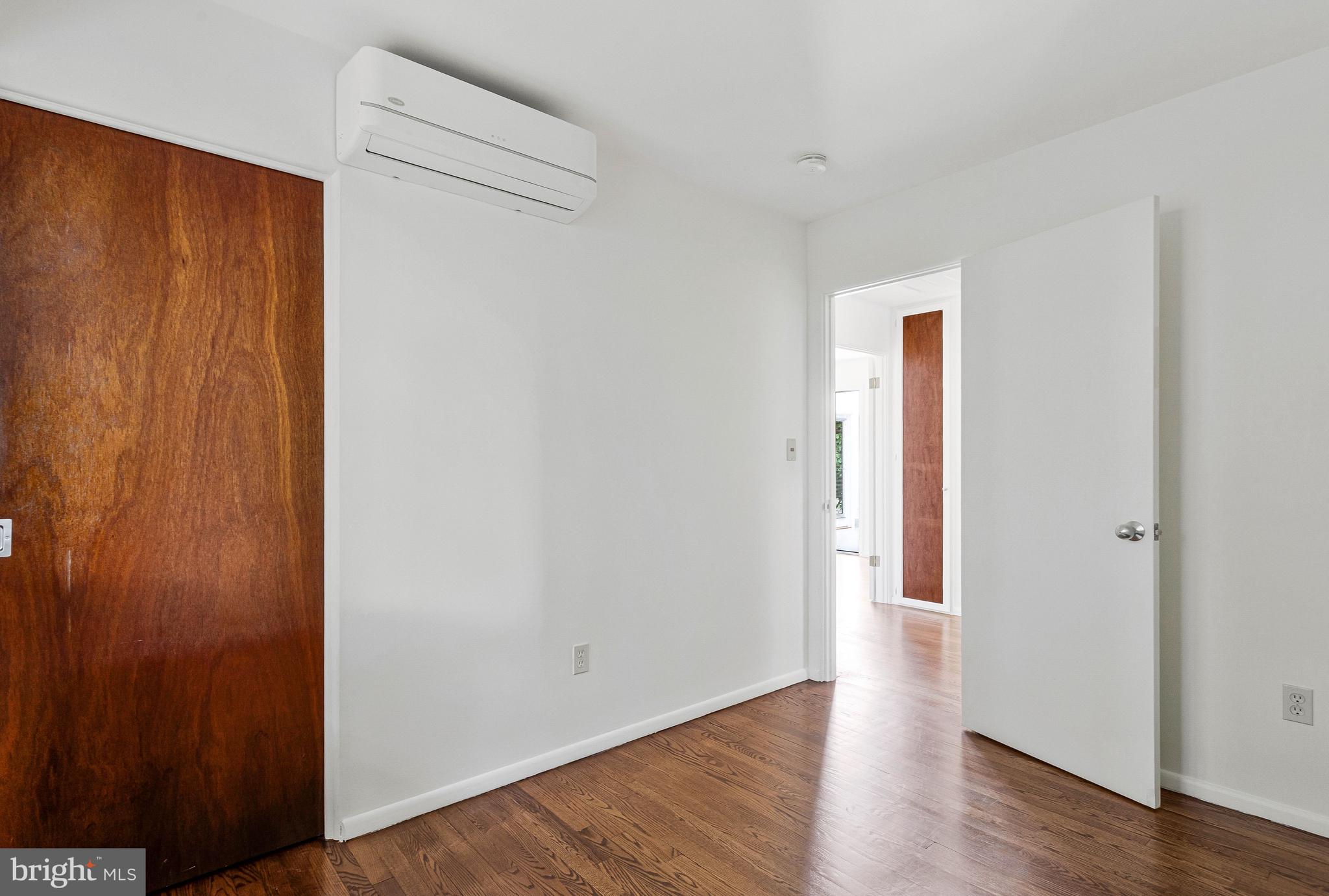 HILLSMERE ESTATES - Residential