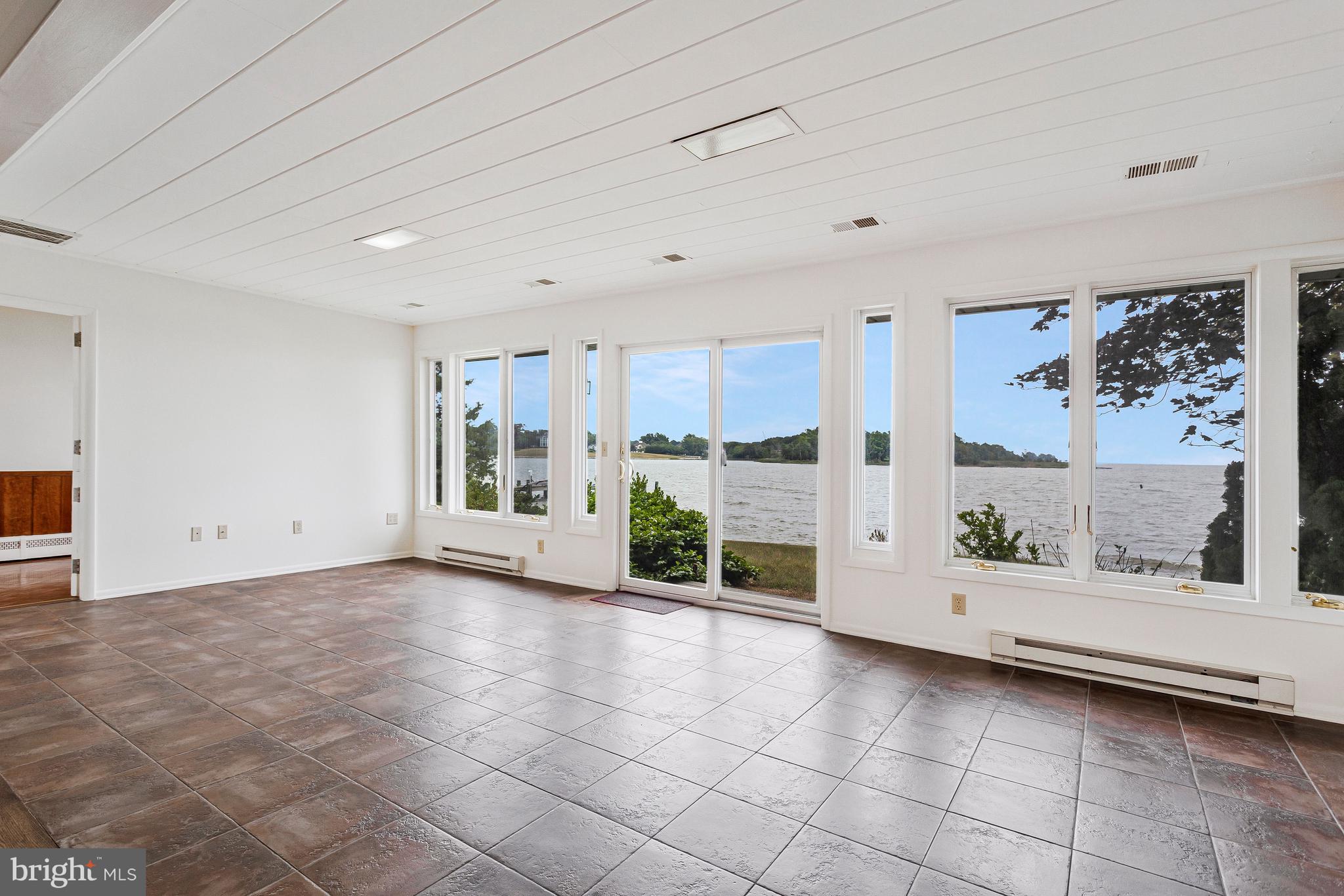 HILLSMERE ESTATES - Residential