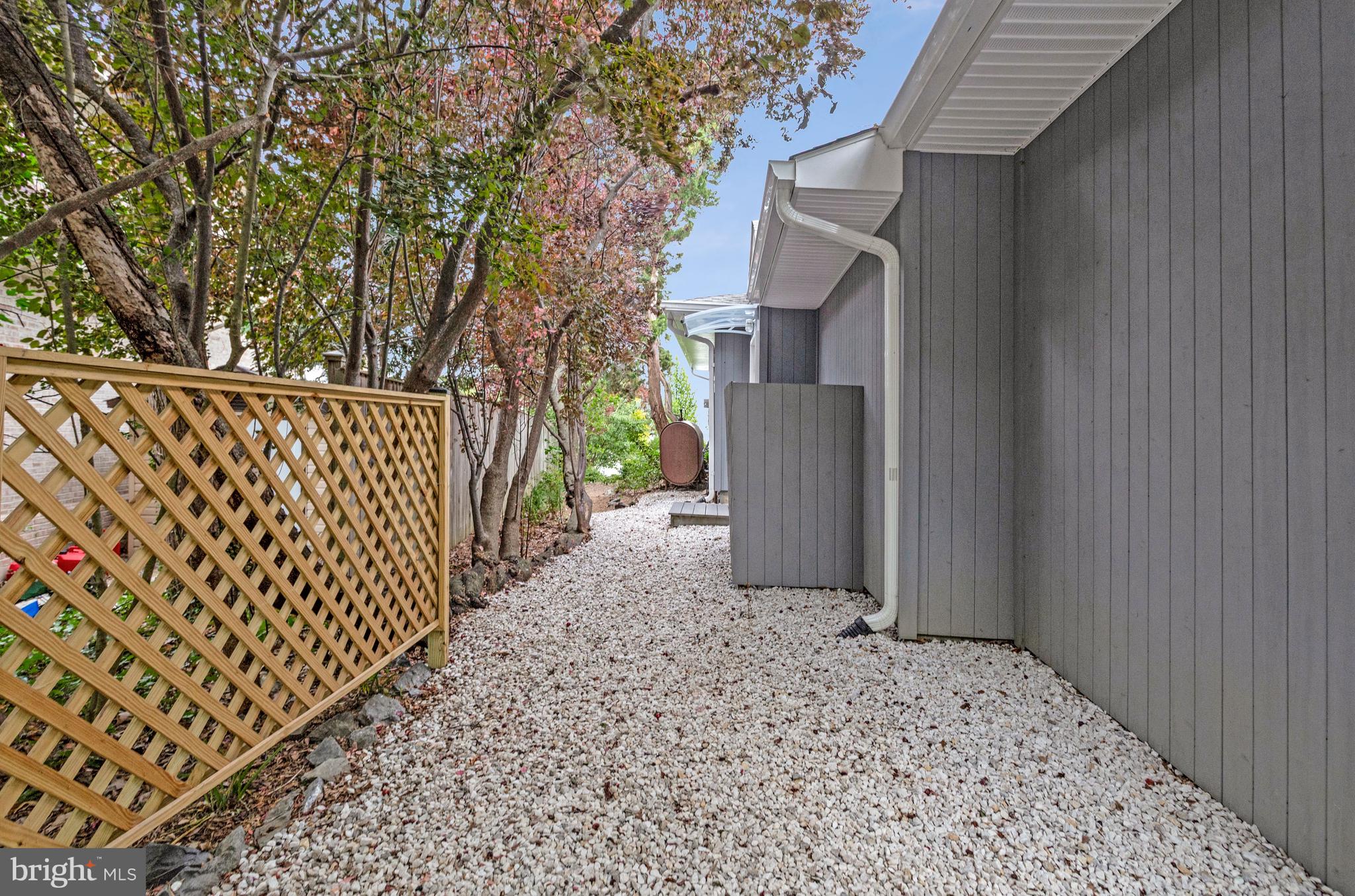 HILLSMERE ESTATES - Residential