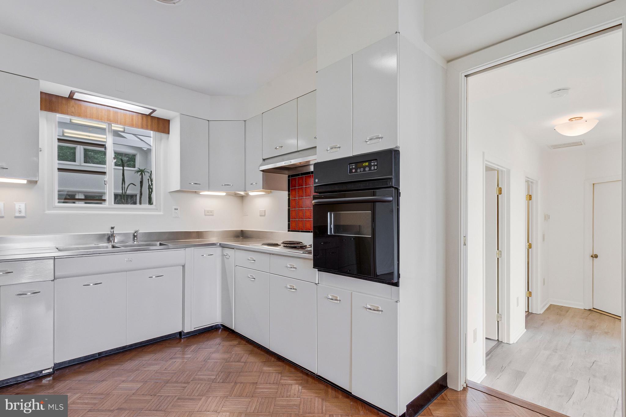 HILLSMERE ESTATES - Residential