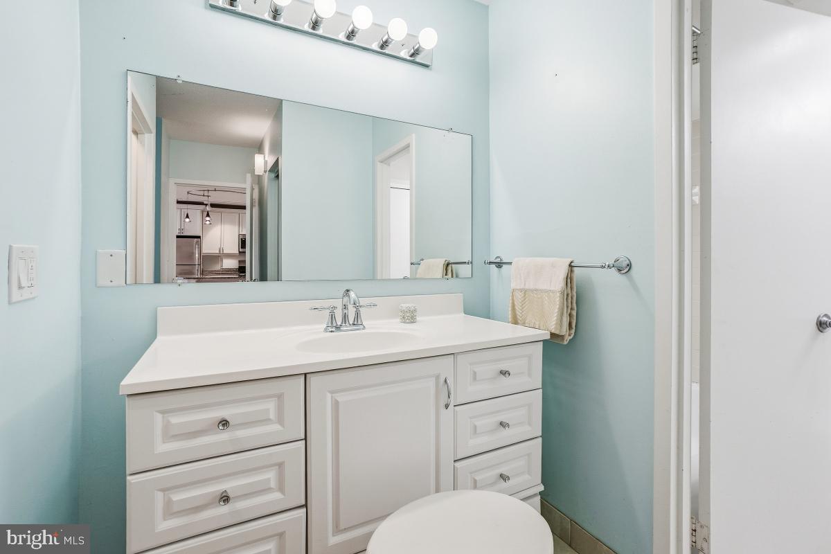 RIVIERA OF CHEVY CHASE - Residential