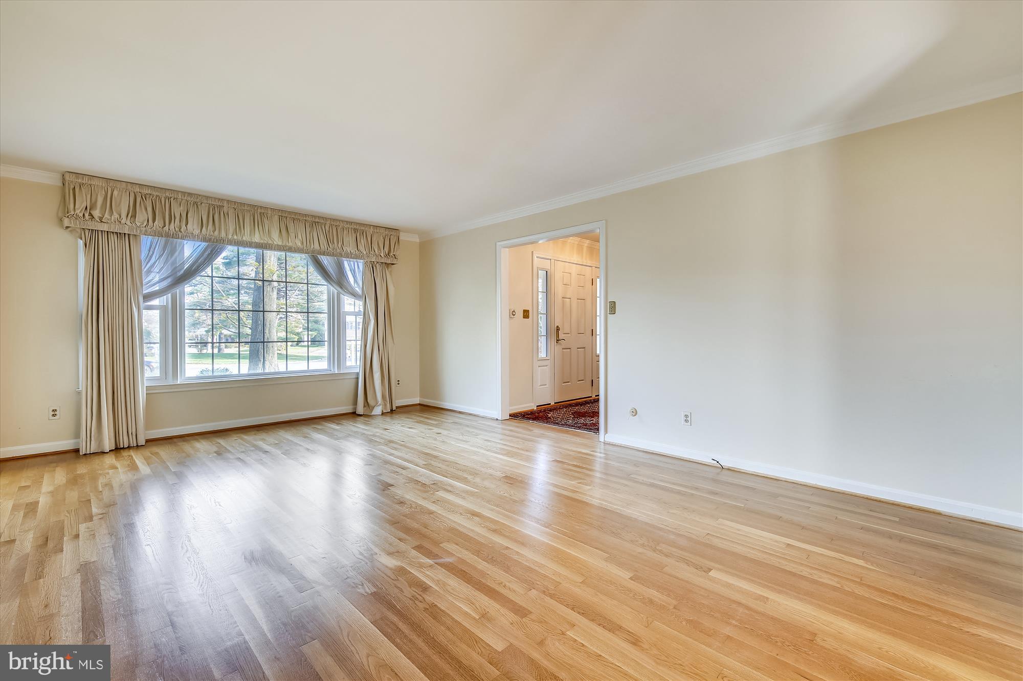 FALLS ORCHARD - Residential