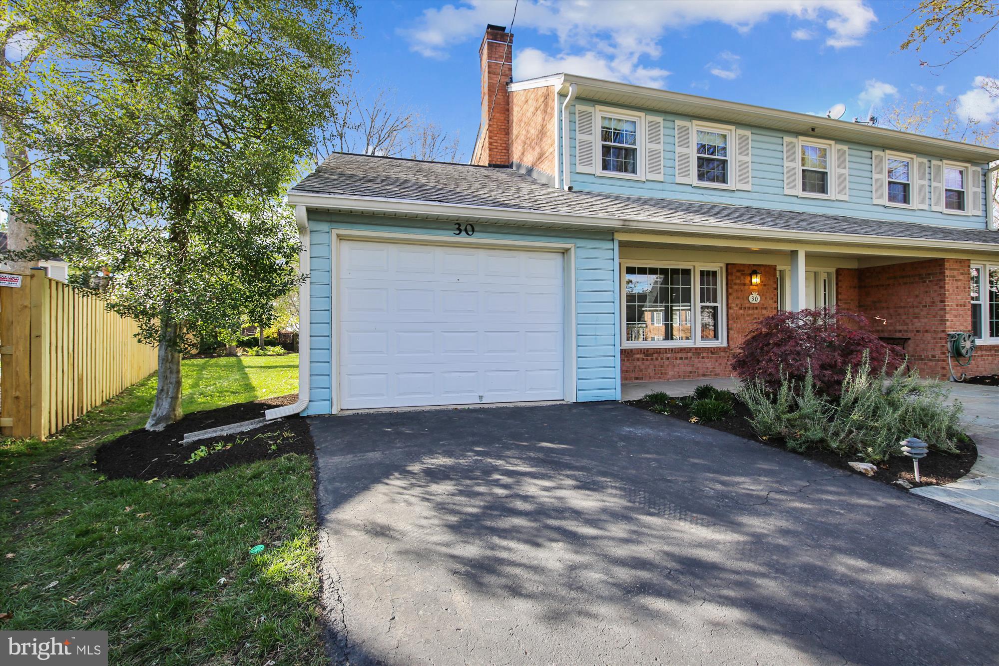 FALLS ORCHARD - Residential