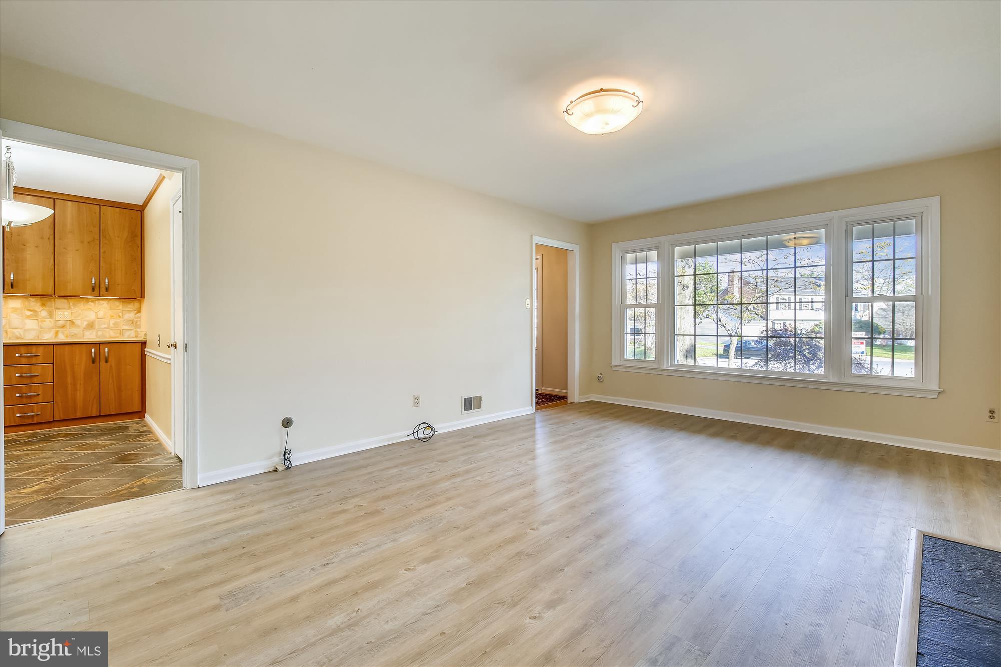 FALLS ORCHARD - Residential