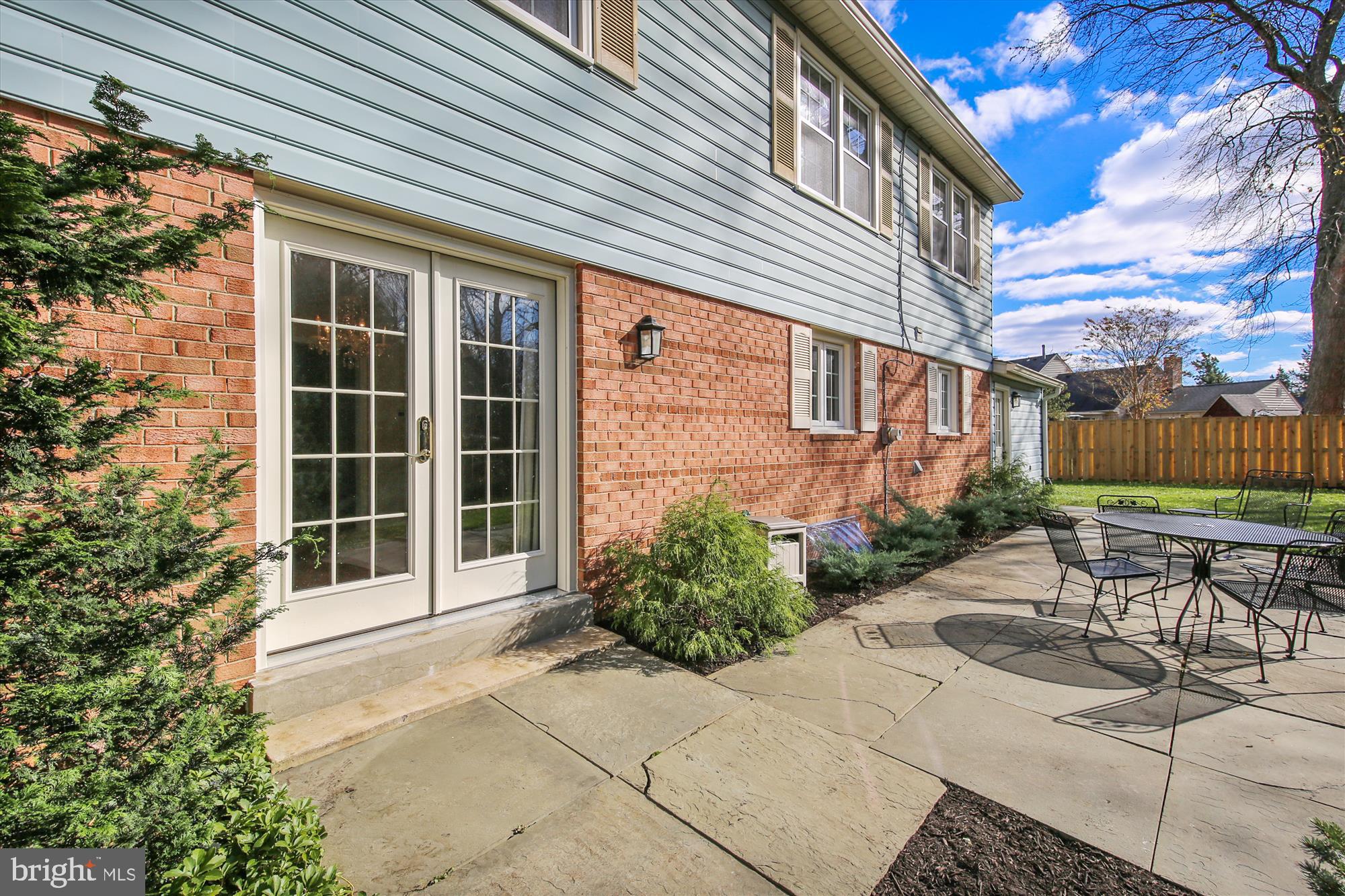 FALLS ORCHARD - Residential