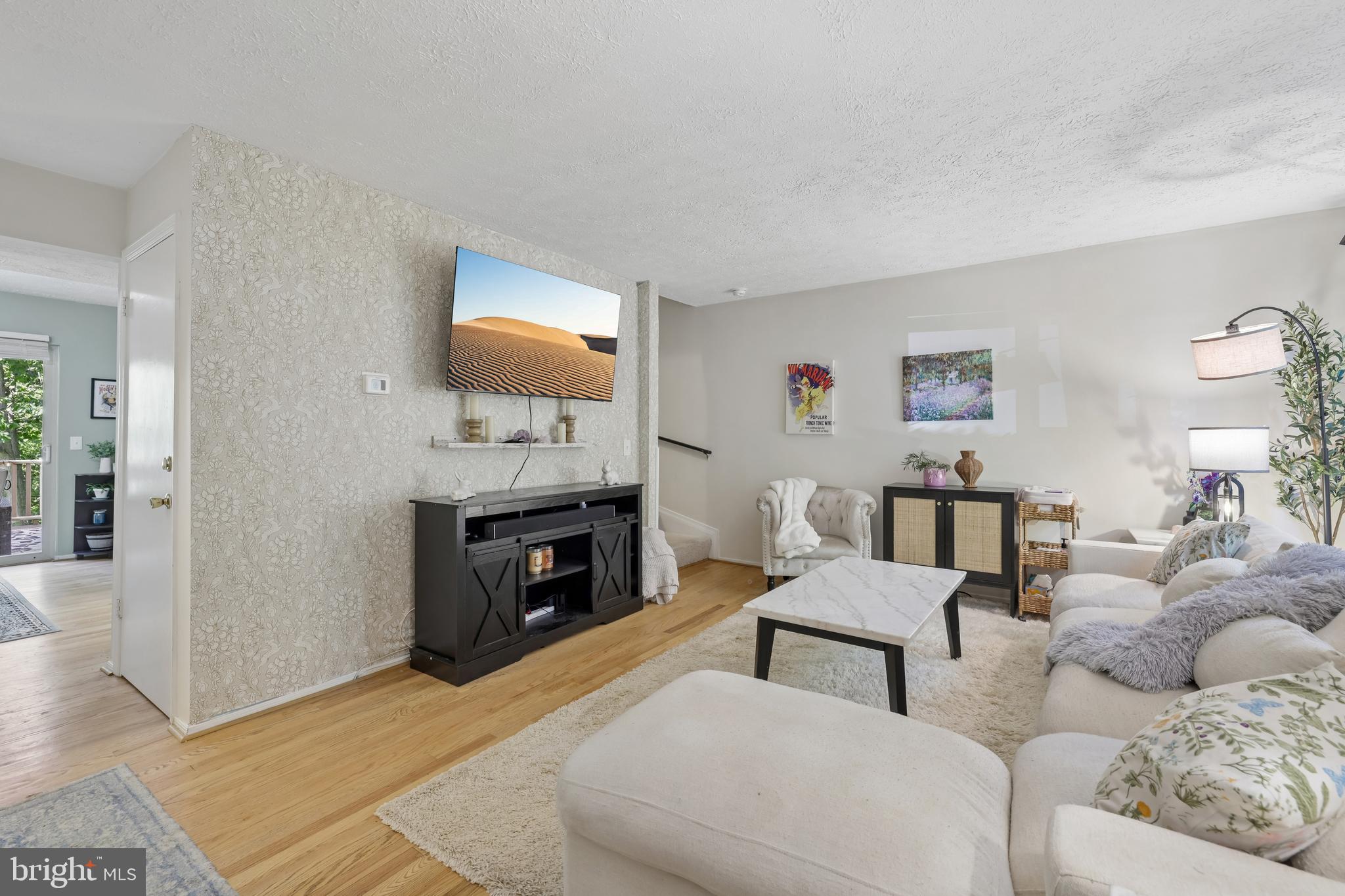 ULMSTEAD GARDENS - Residential