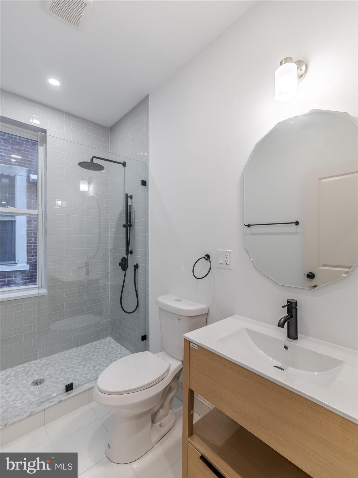 GARDEN COURT - Residential Income