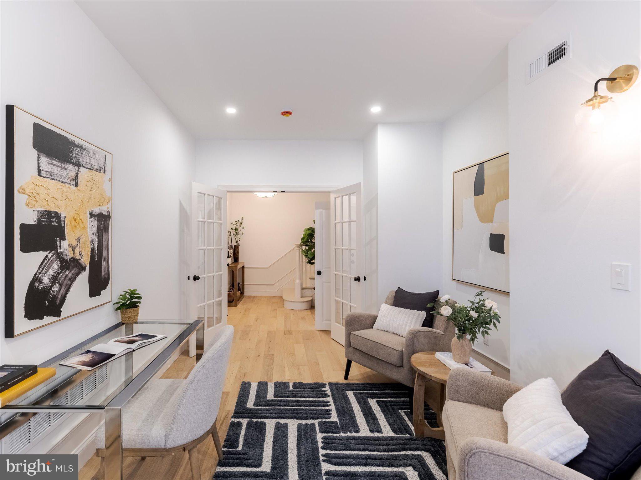 GARDEN COURT - Residential Income